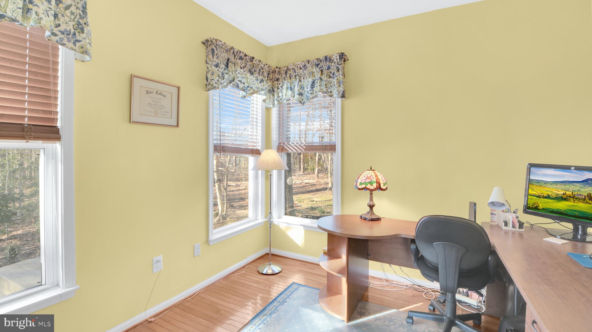 CHAPMAN FARM - Residential