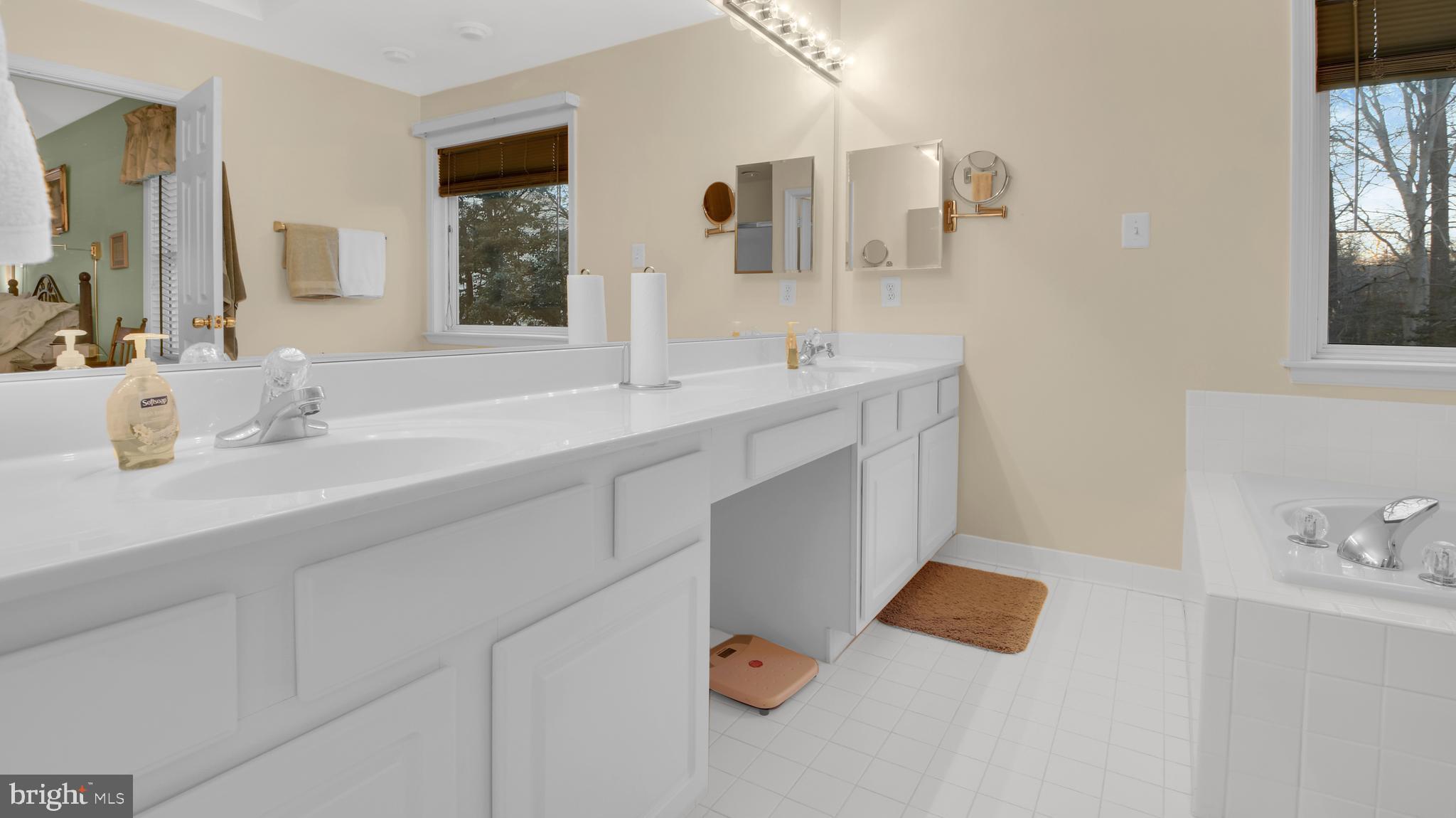 CHAPMAN FARM - Residential