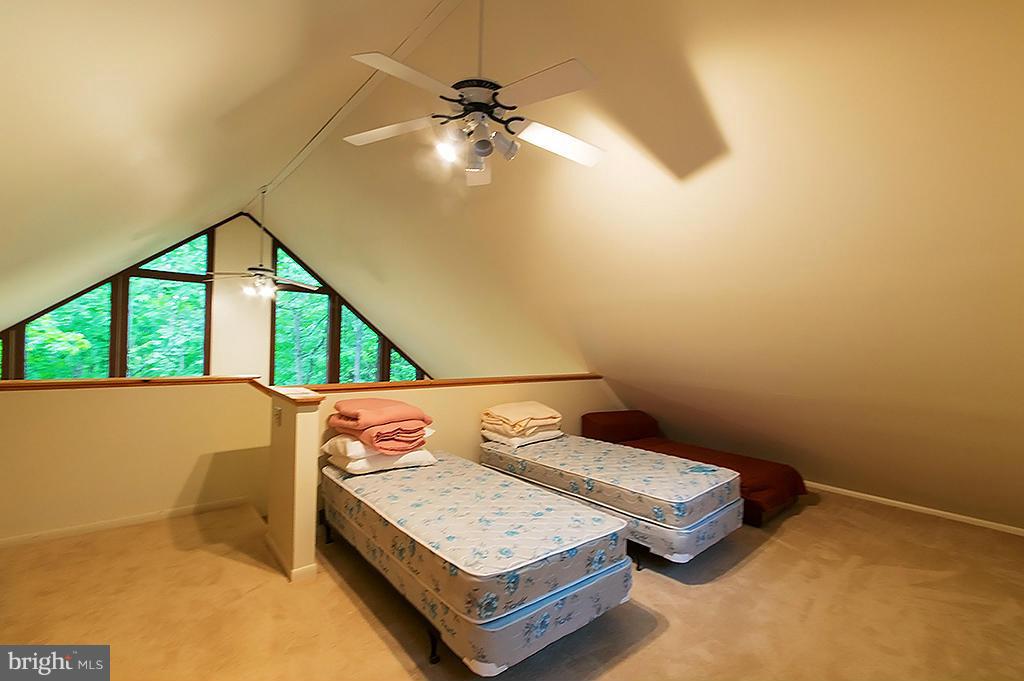 OAK FOREST - Residential