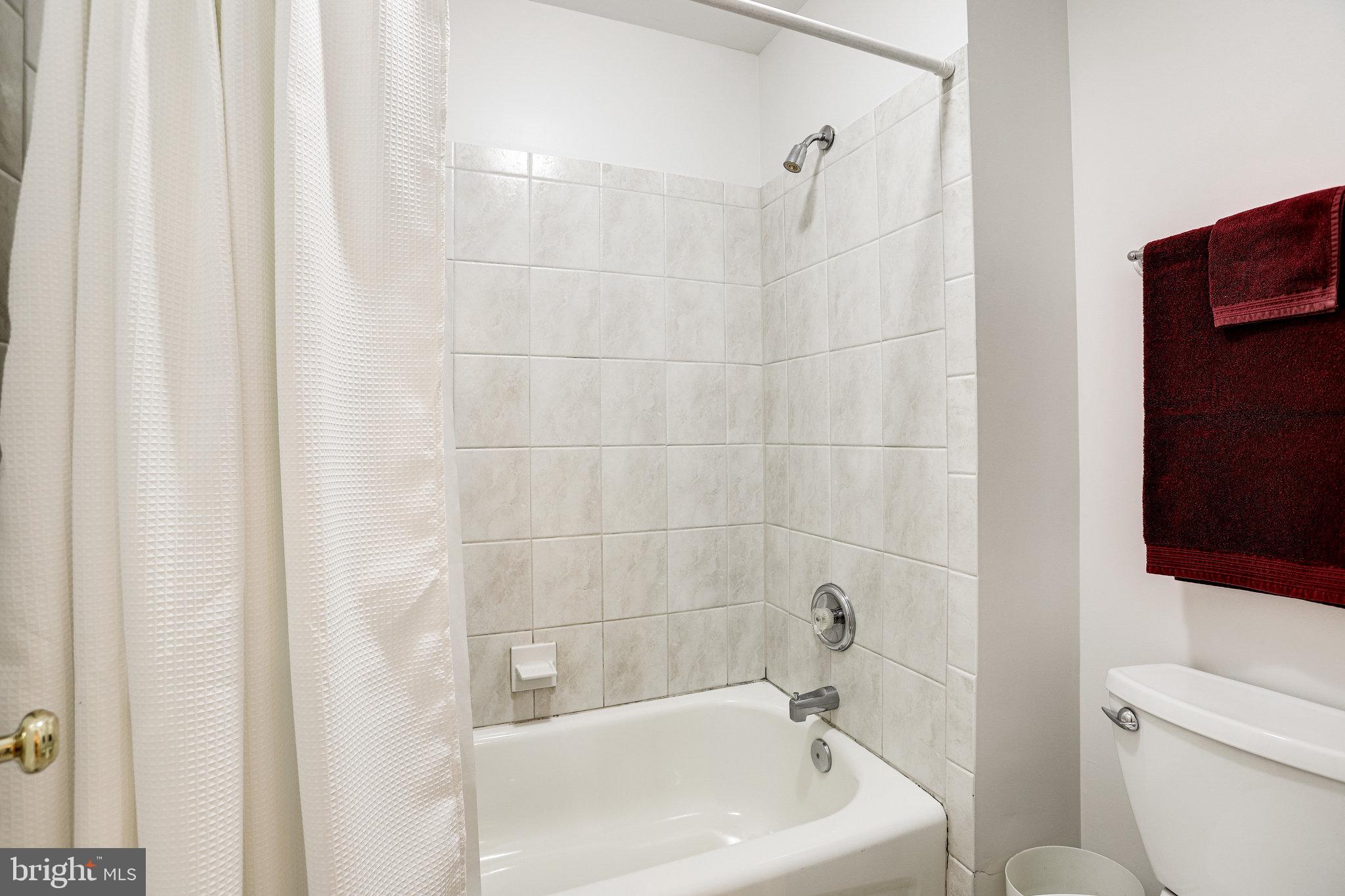 AUTUMN OAKS ESTATES - Residential