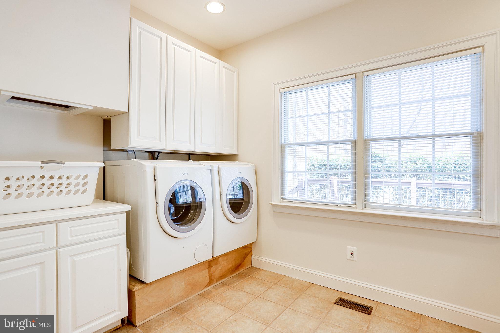 AUTUMN OAKS ESTATES - Residential