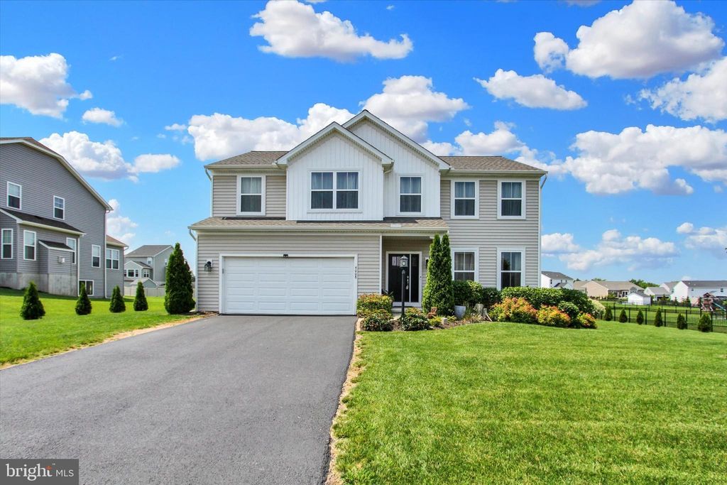 Photo of 4008 Country Drive, DOVER, PA 17315 (MLS # PAYK2084022)