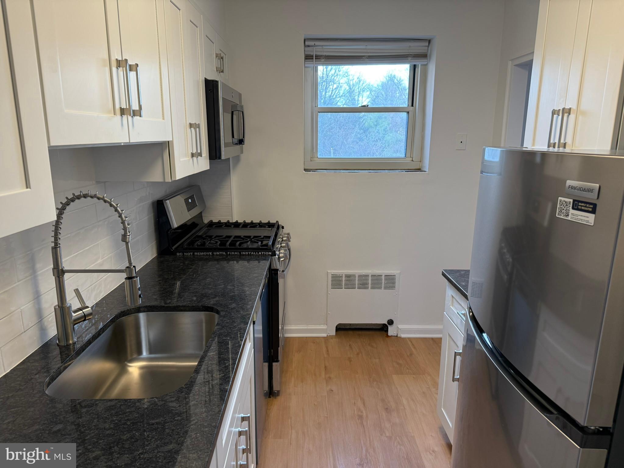 LATCHS LANE - Residential Lease