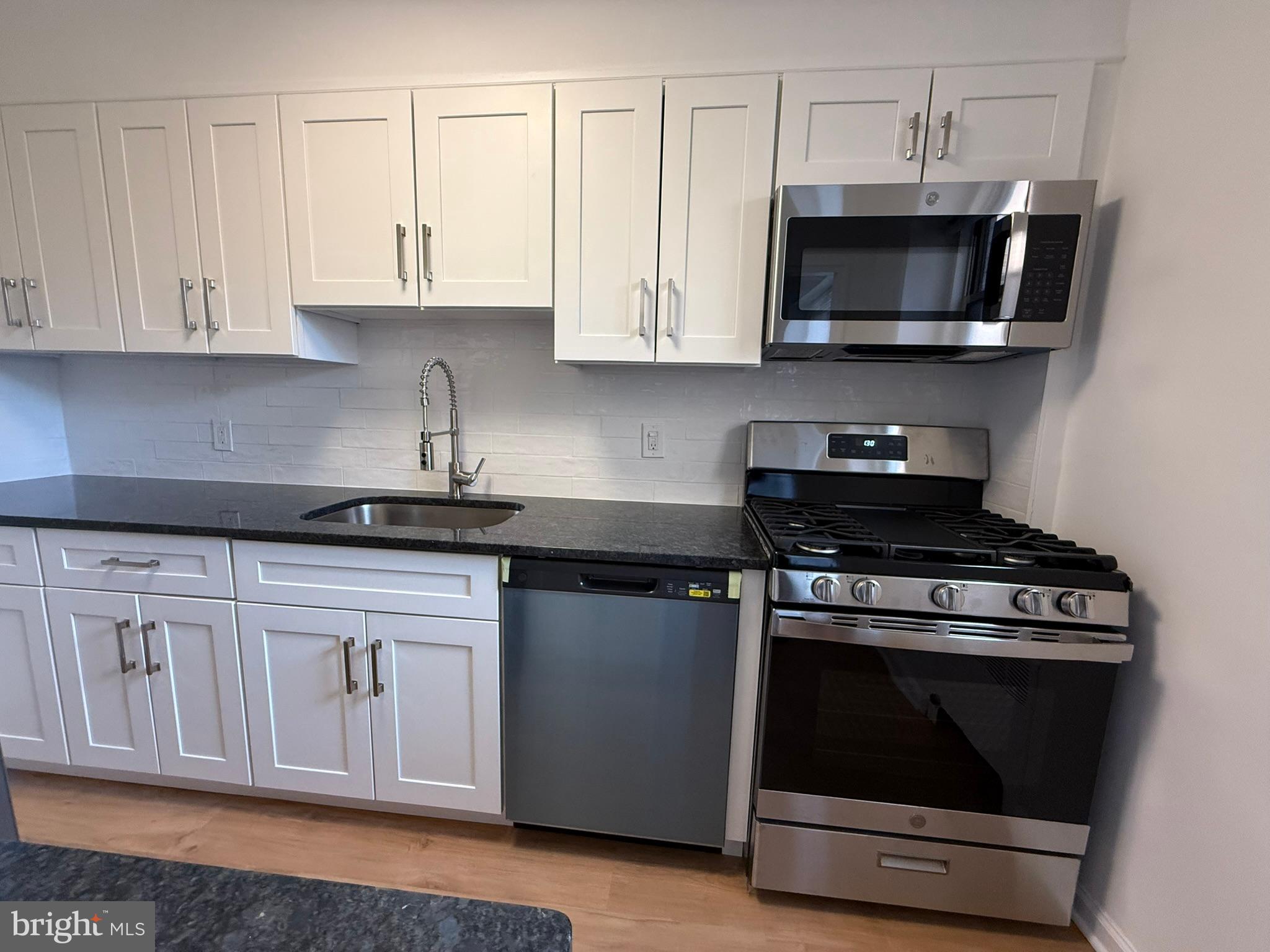 LATCHS LANE - Residential Lease