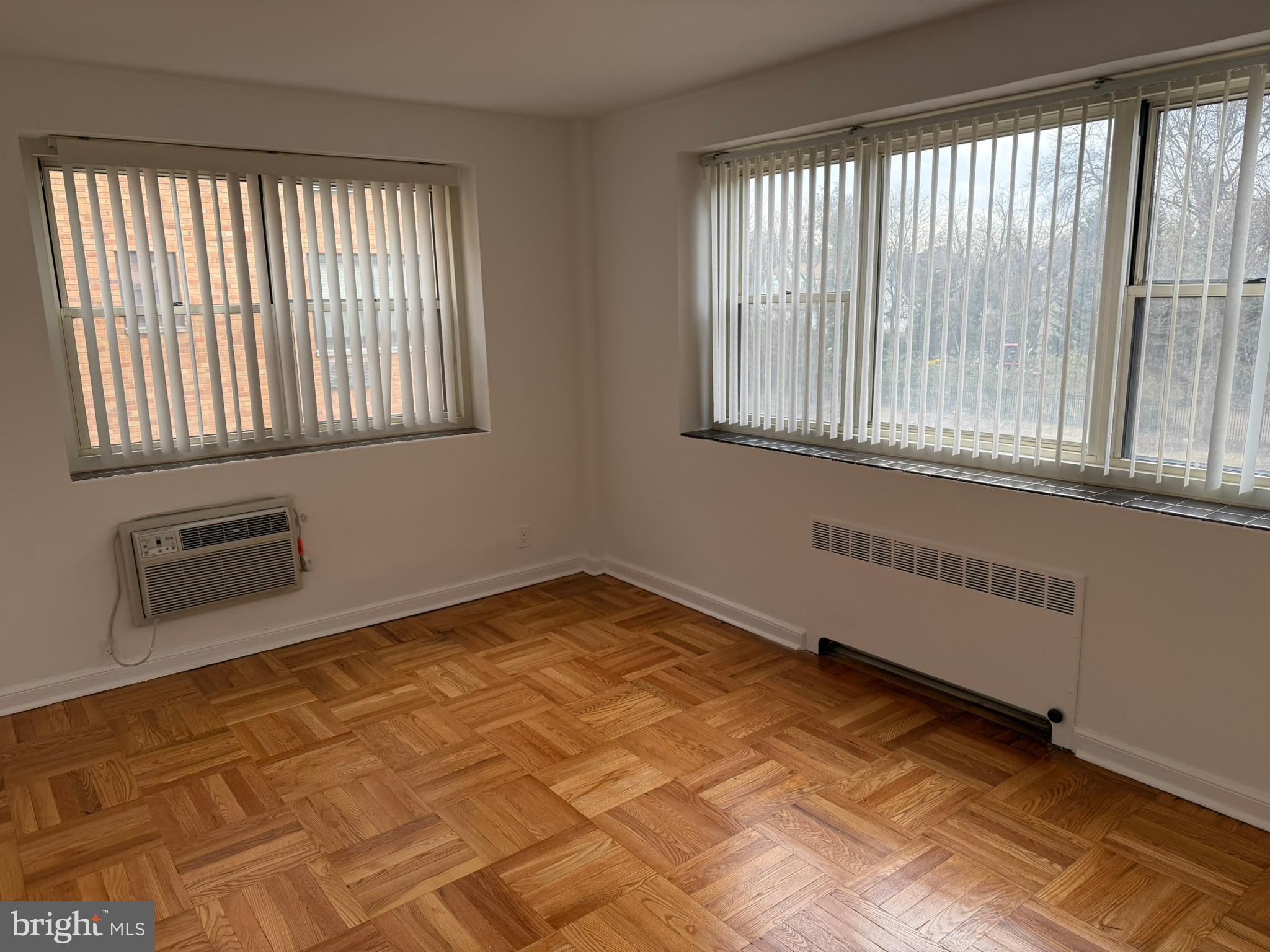 LATCHS LANE - Residential Lease