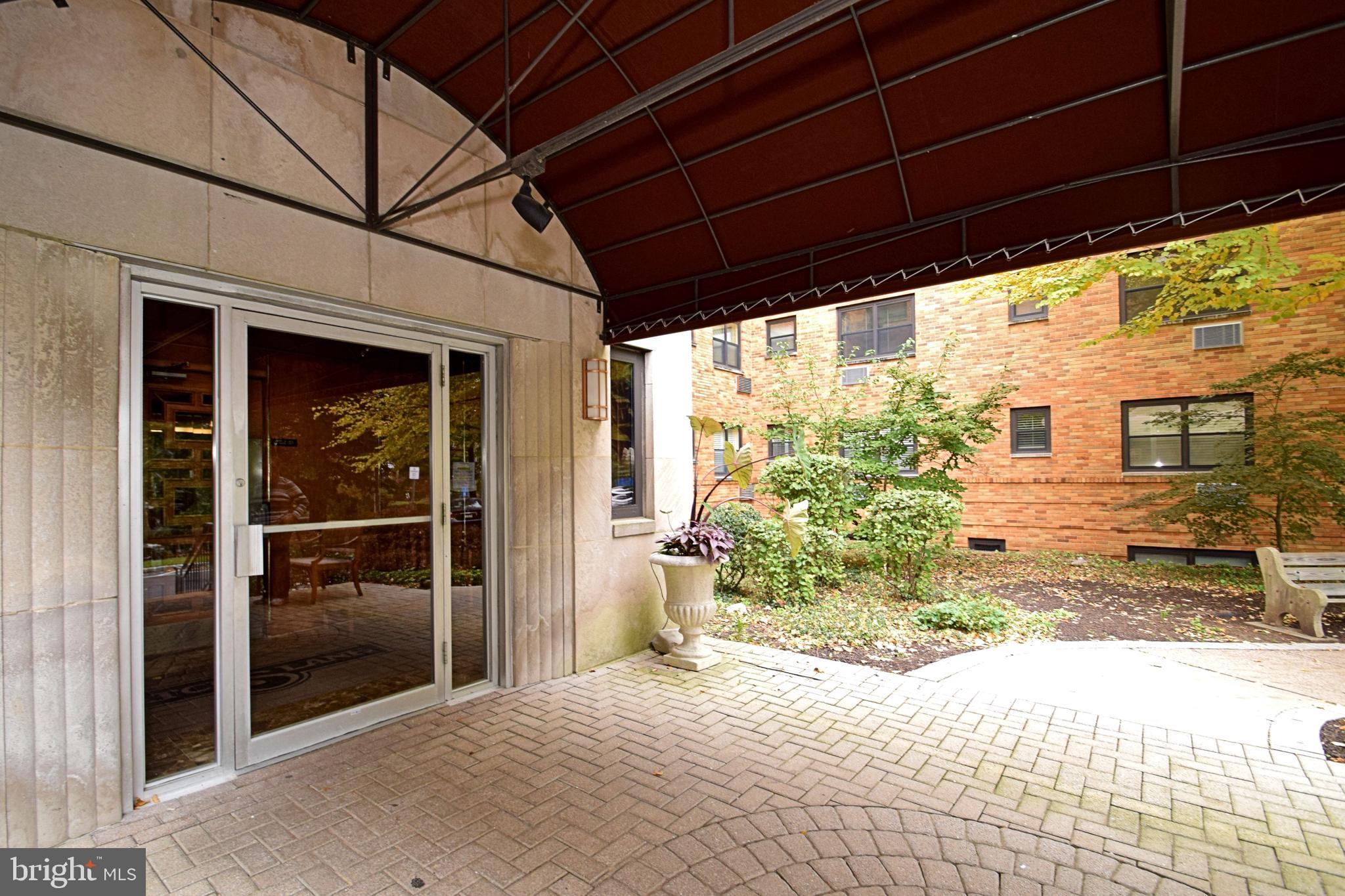 LATCHS LANE - Residential Lease