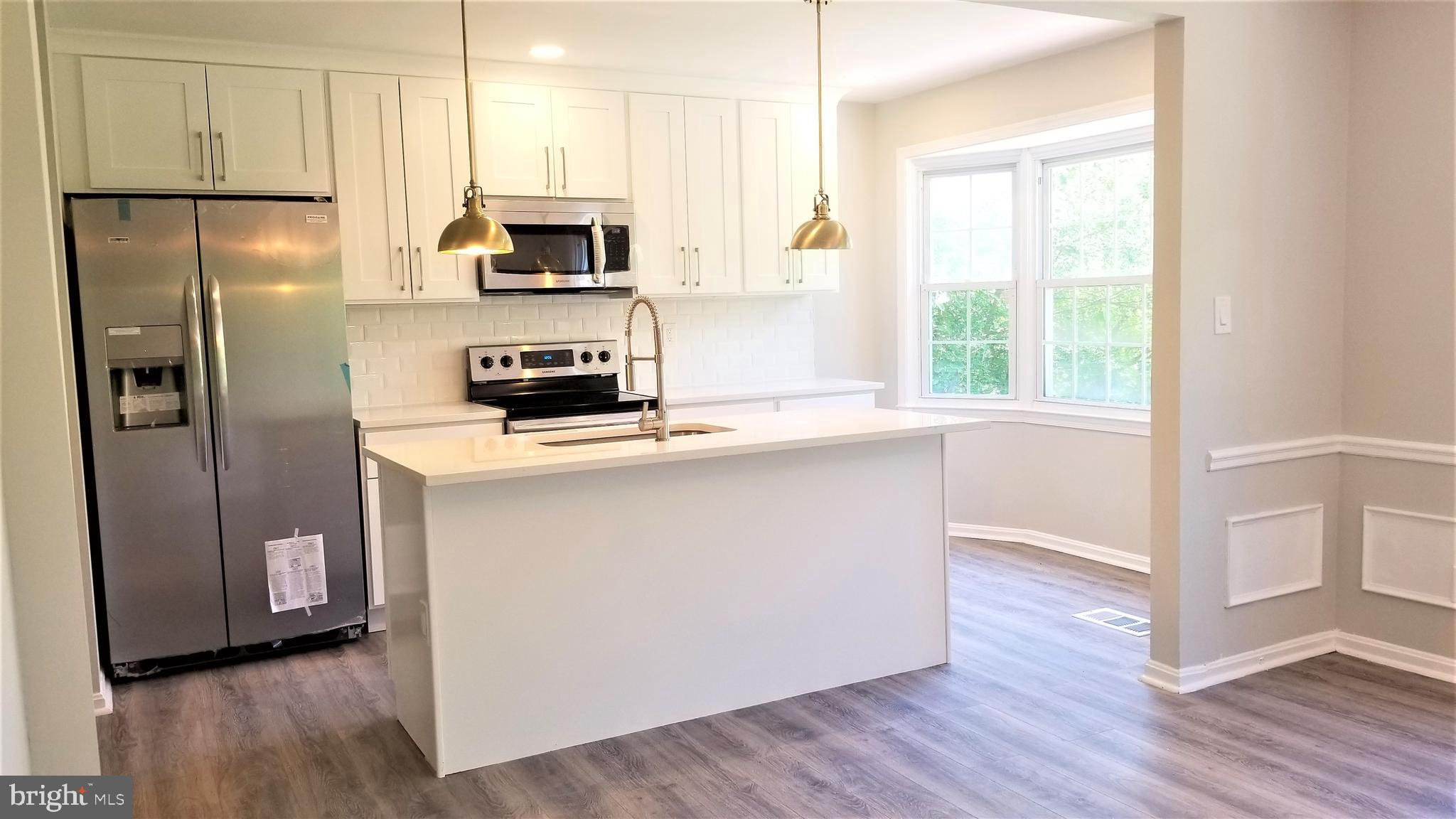 FAIRWAY ISLAND - Residential Lease