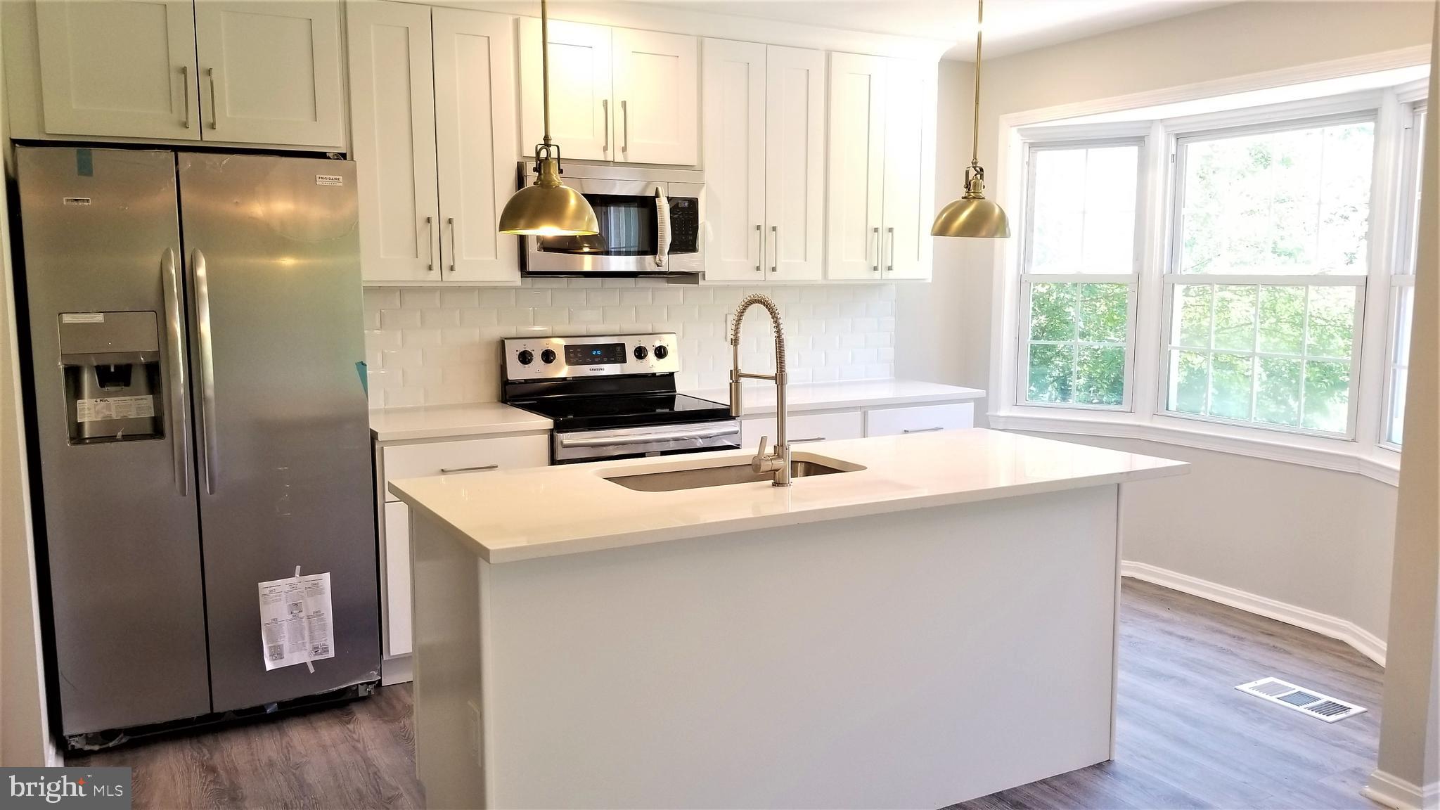 FAIRWAY ISLAND - Residential Lease