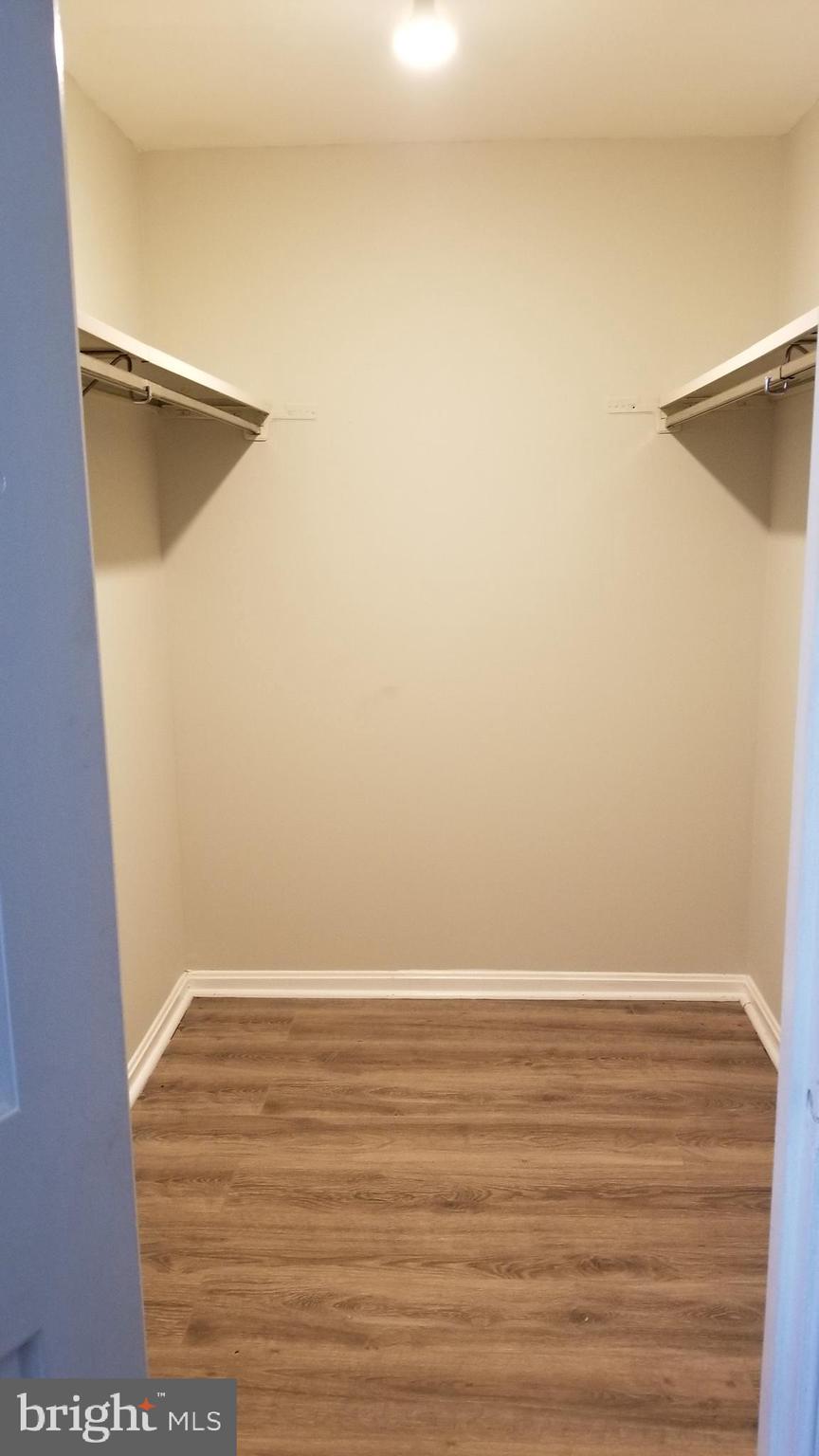 FAIRWAY ISLAND - Residential Lease