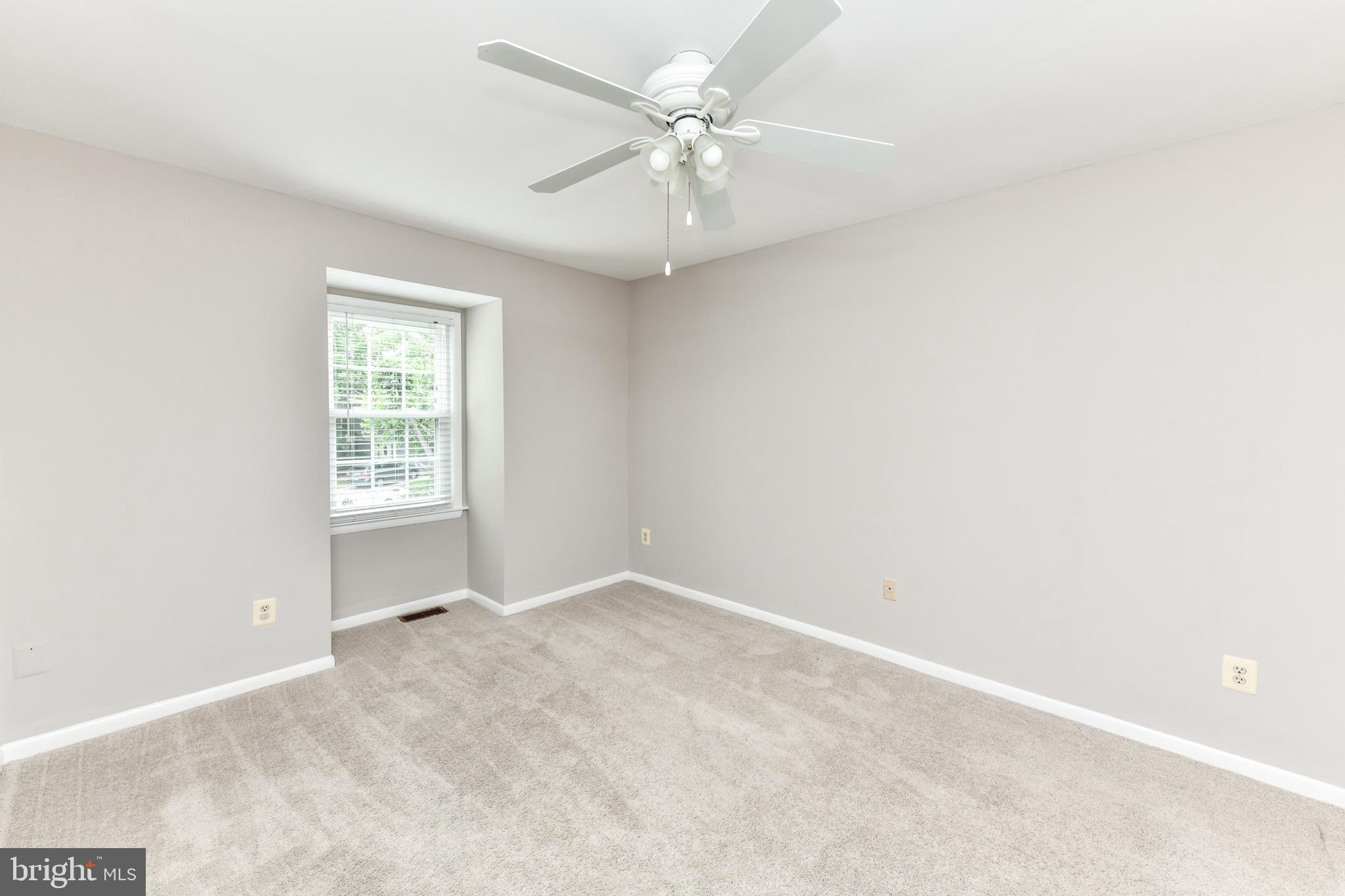 KINGSTON CHASE - Residential Lease