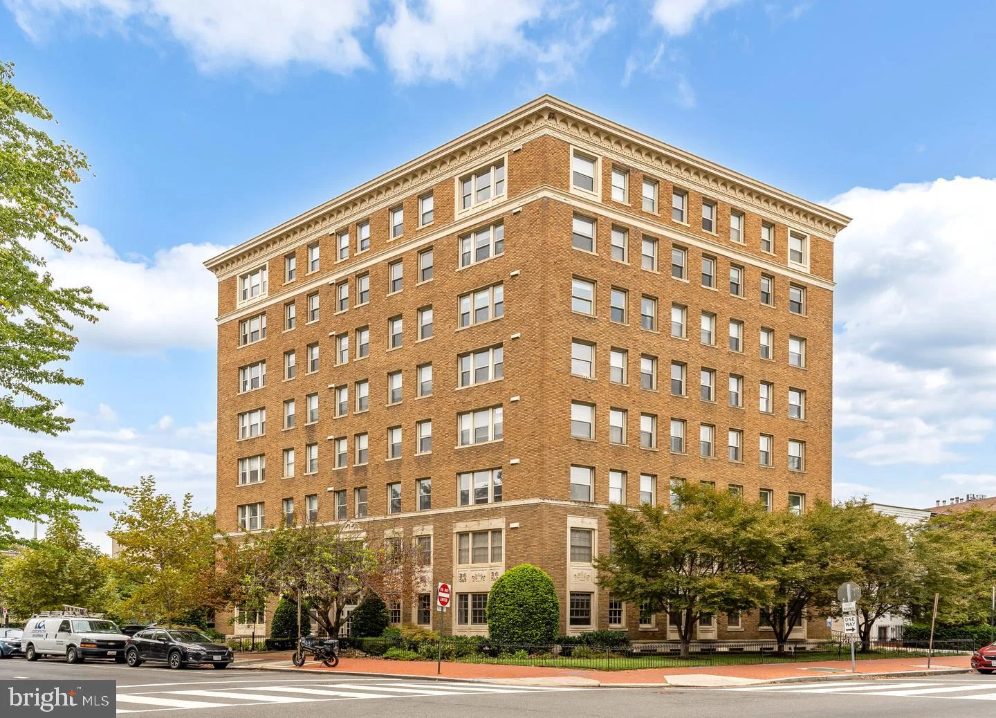 1621 T Street NW Unit 605