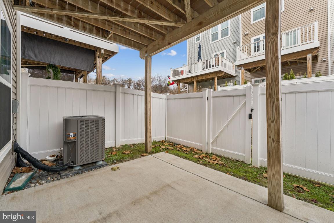 SHIPLEY HOMESTEAD - Residential Lease