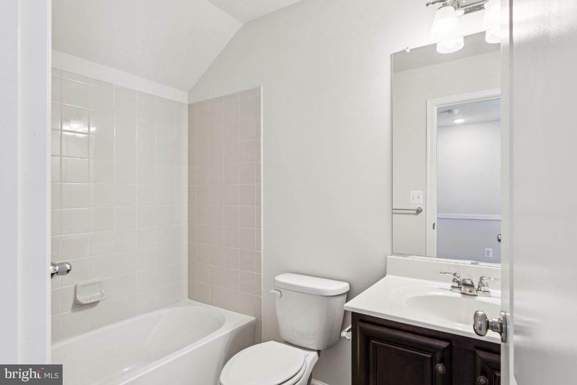 SHIPLEY HOMESTEAD - Residential Lease