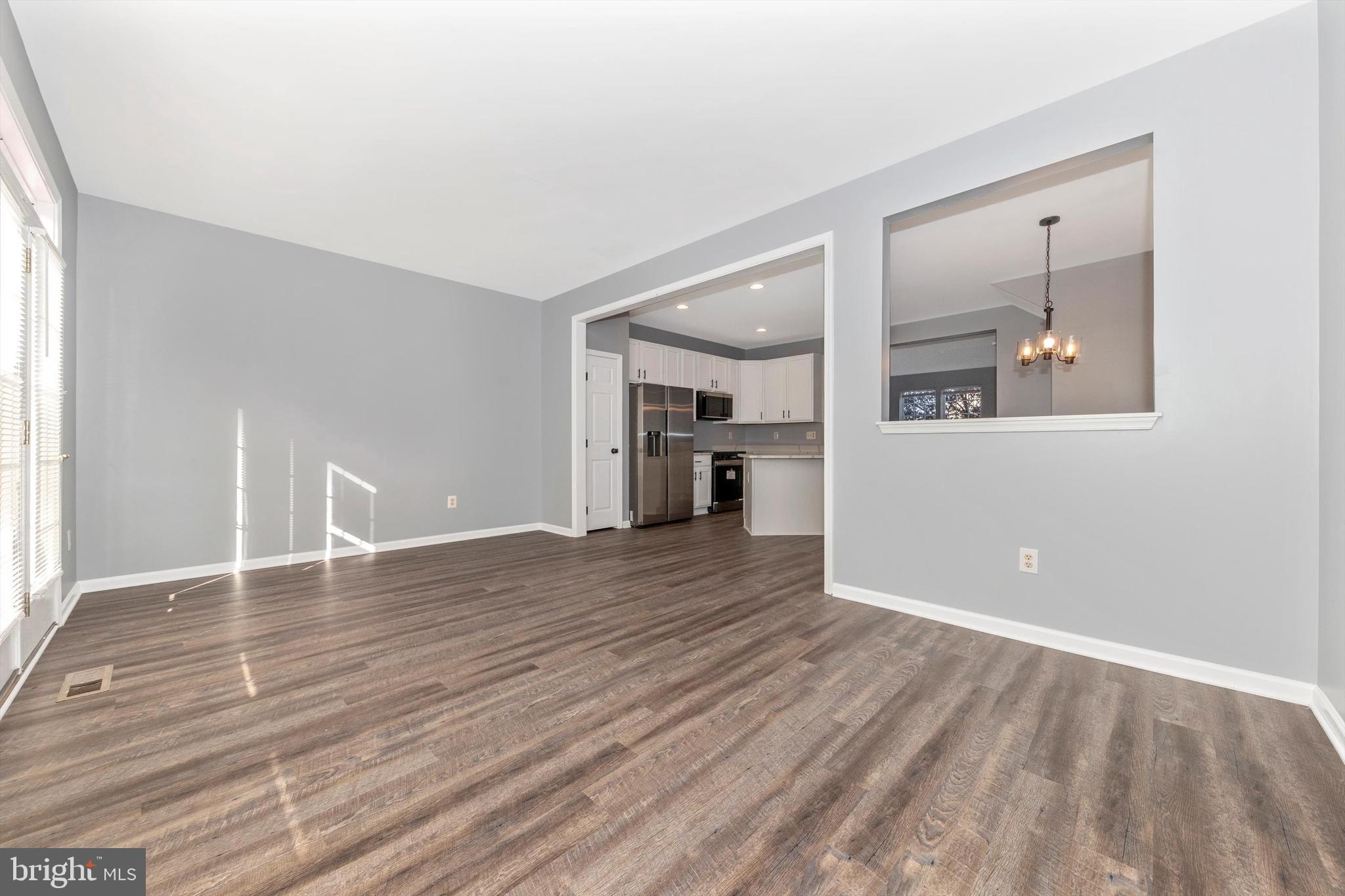 SHENANDOAH SPRINGS - Residential