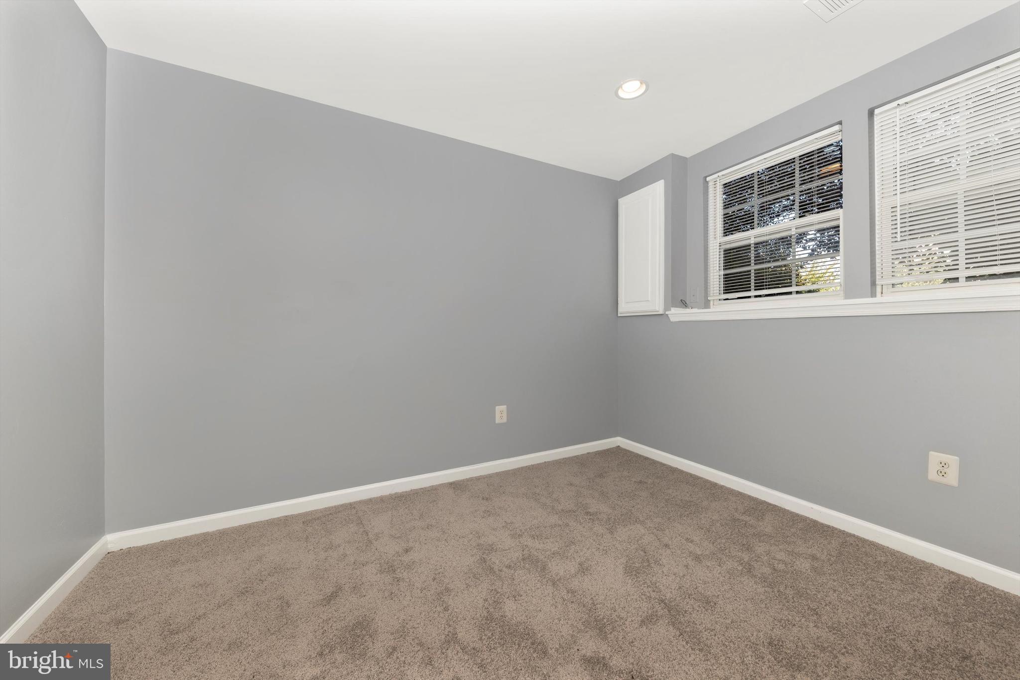 SHENANDOAH SPRINGS - Residential