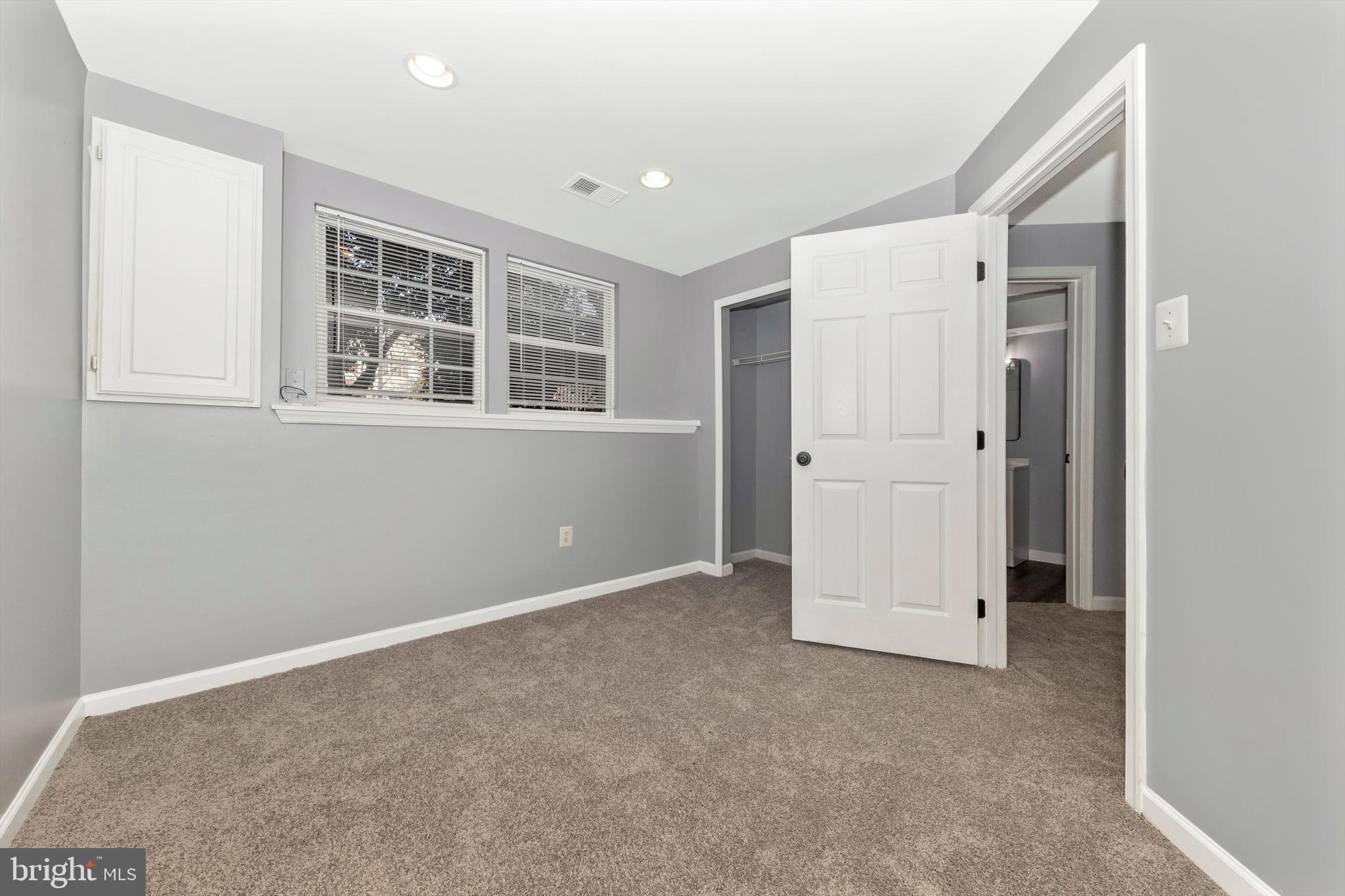 SHENANDOAH SPRINGS - Residential