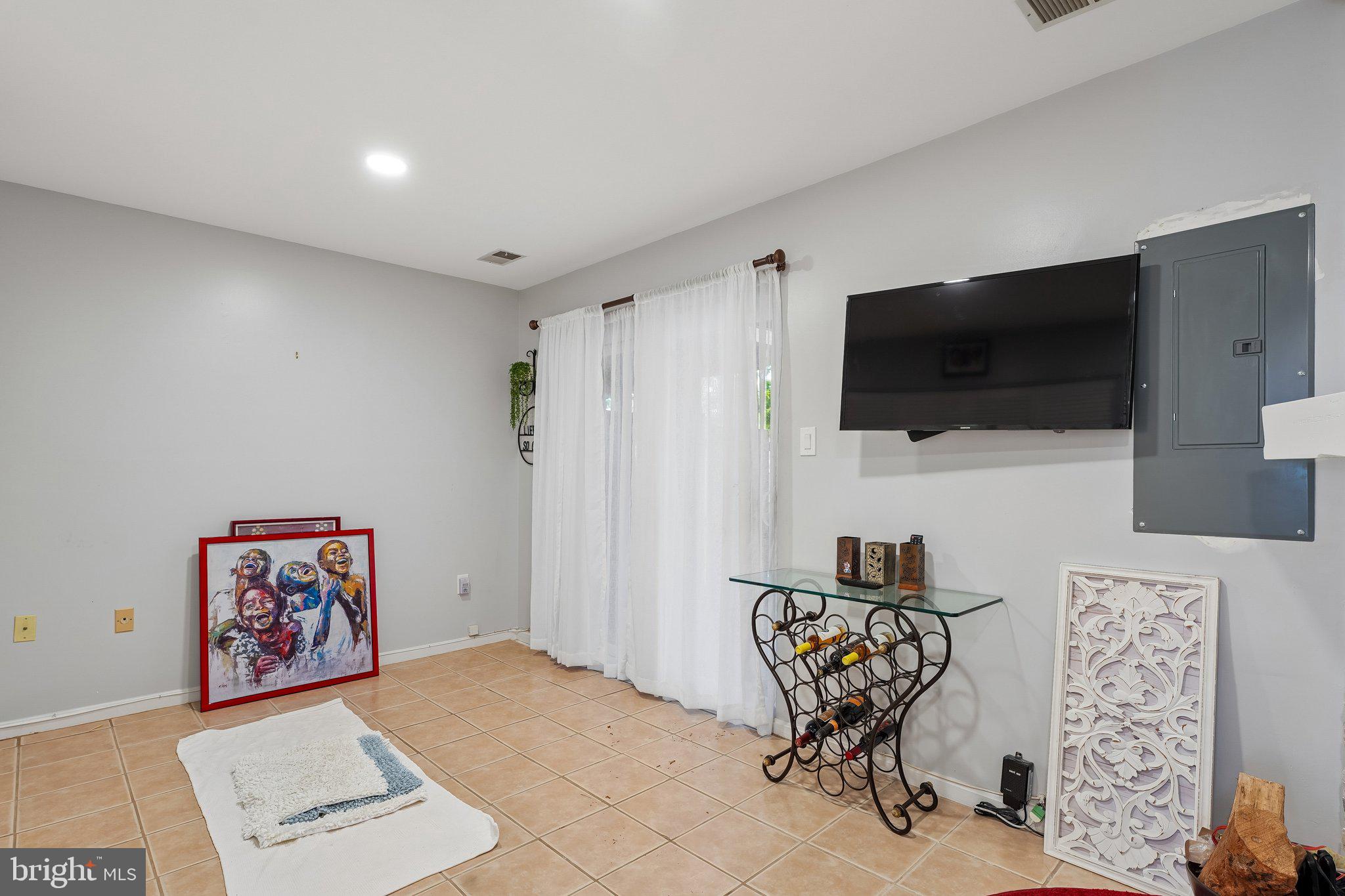 FAIR HILL FARM - Residential