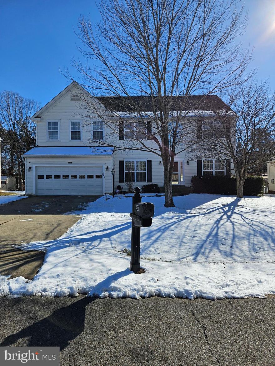 Spacious basement for rent. Comprising of two bedrooms with 1 full bathroom and a rec room. There is a wine cooler, refrigerator, microwave, and warm plate cooktop.  Short-term and long-term stays are welcome.  The short-term stay price will be slightly higher. Partially furnished. Currently no laundry access, this will be installed at a later time.  Close to amenities.