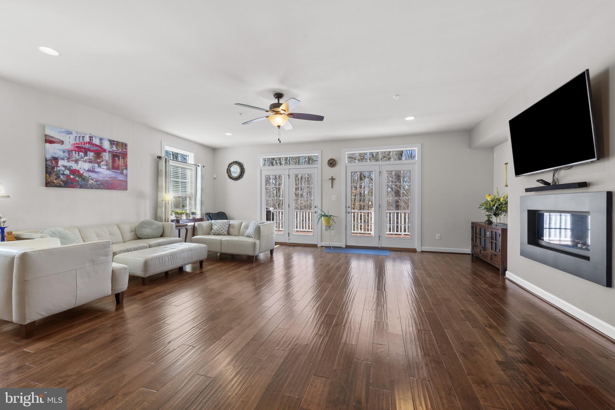 MEADOWVALE - Residential