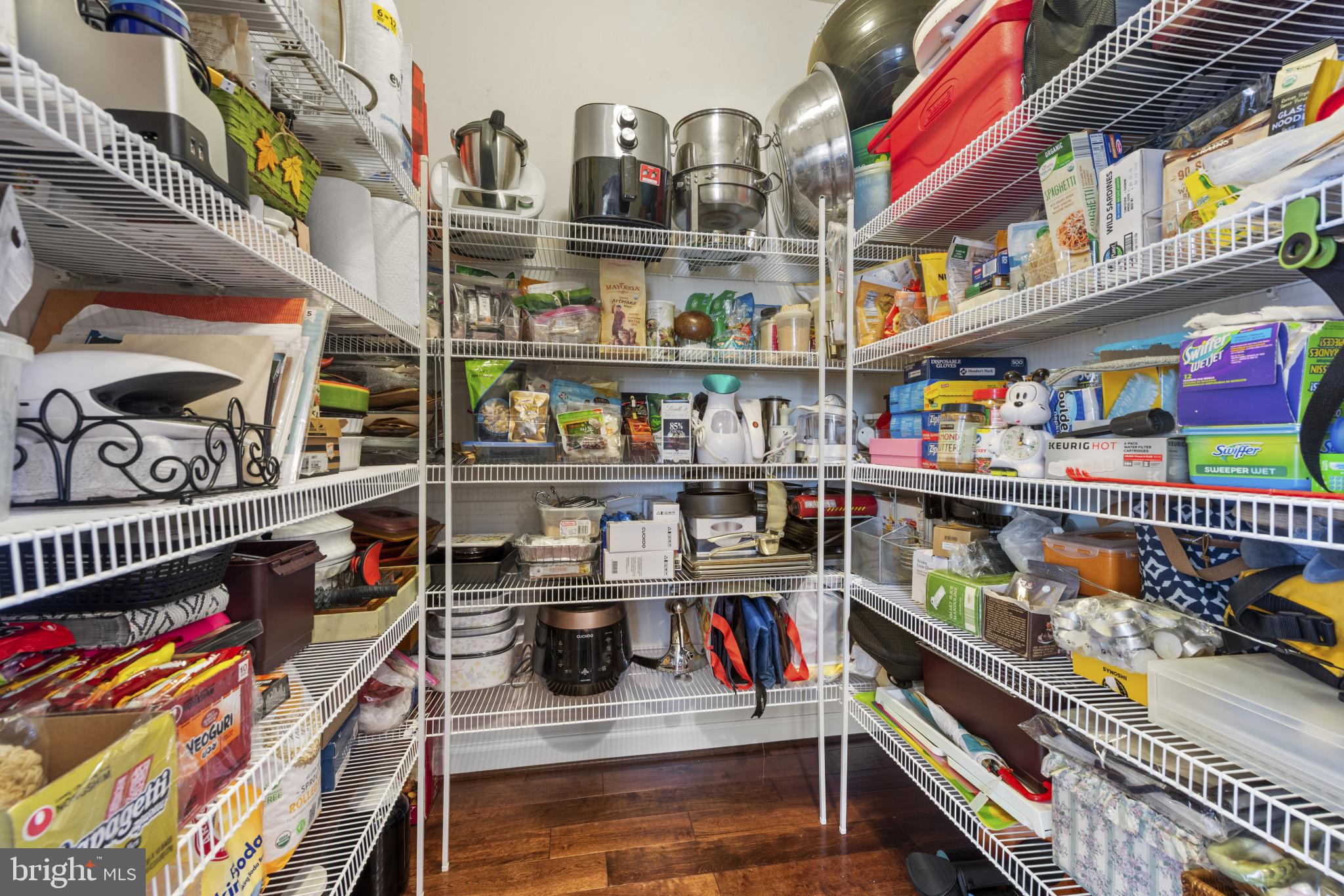 MEADOWVALE - Residential