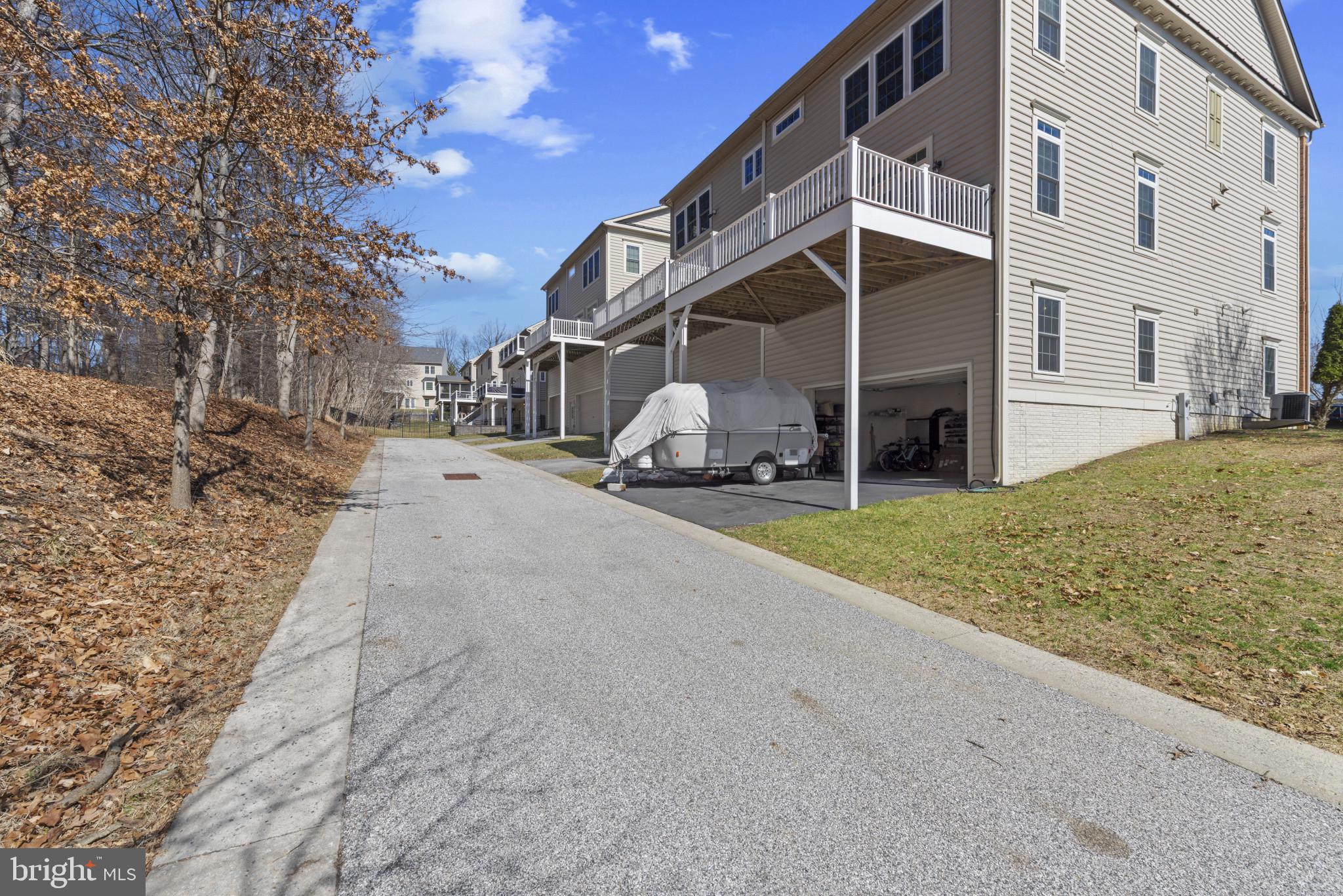 MEADOWVALE - Residential