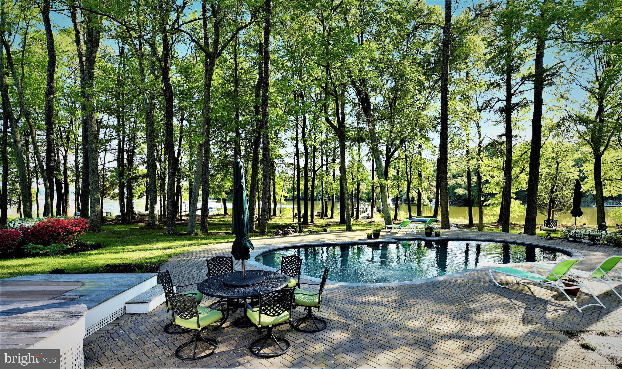 BELLE POINT FARM - Residential