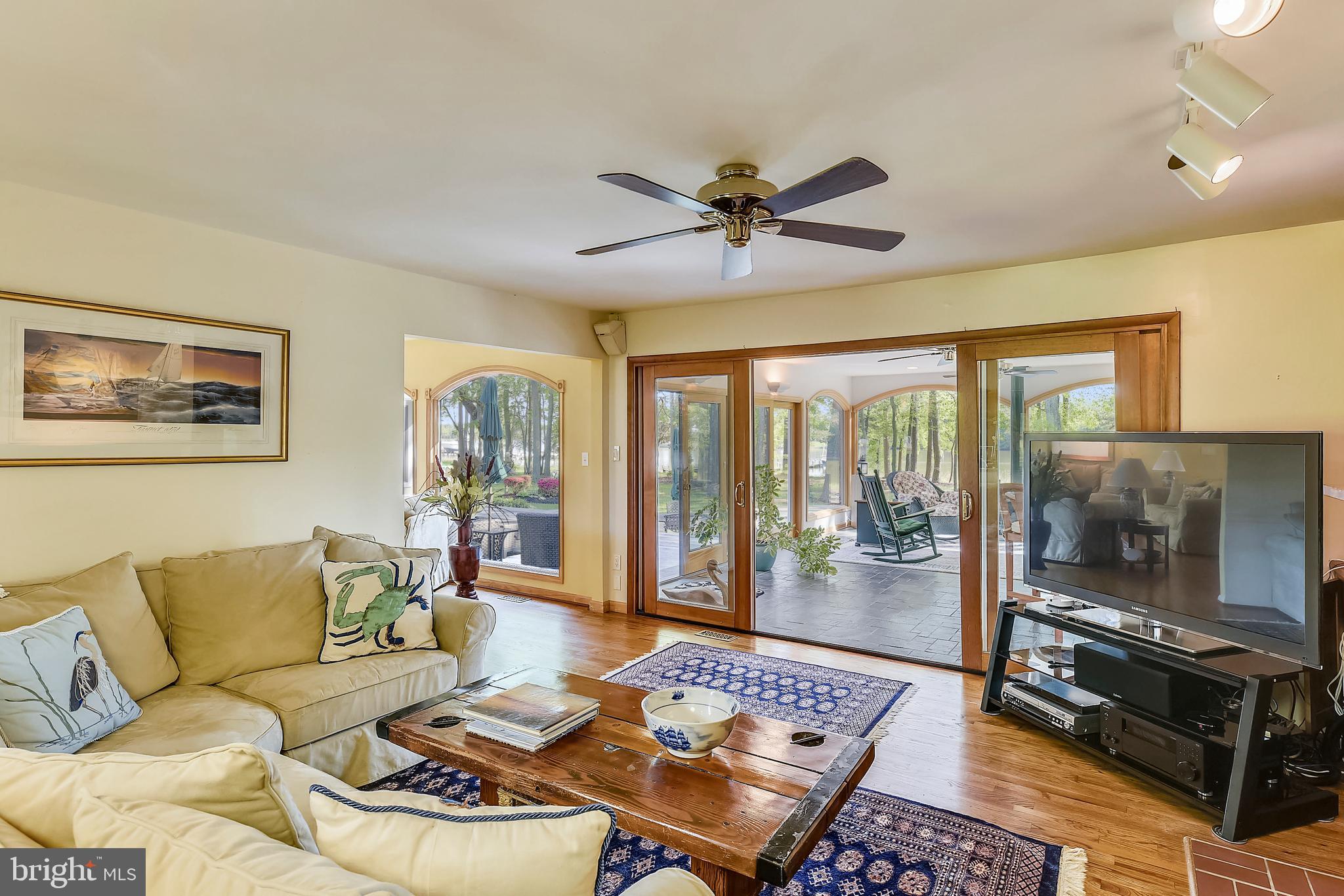 BELLE POINT FARM - Residential