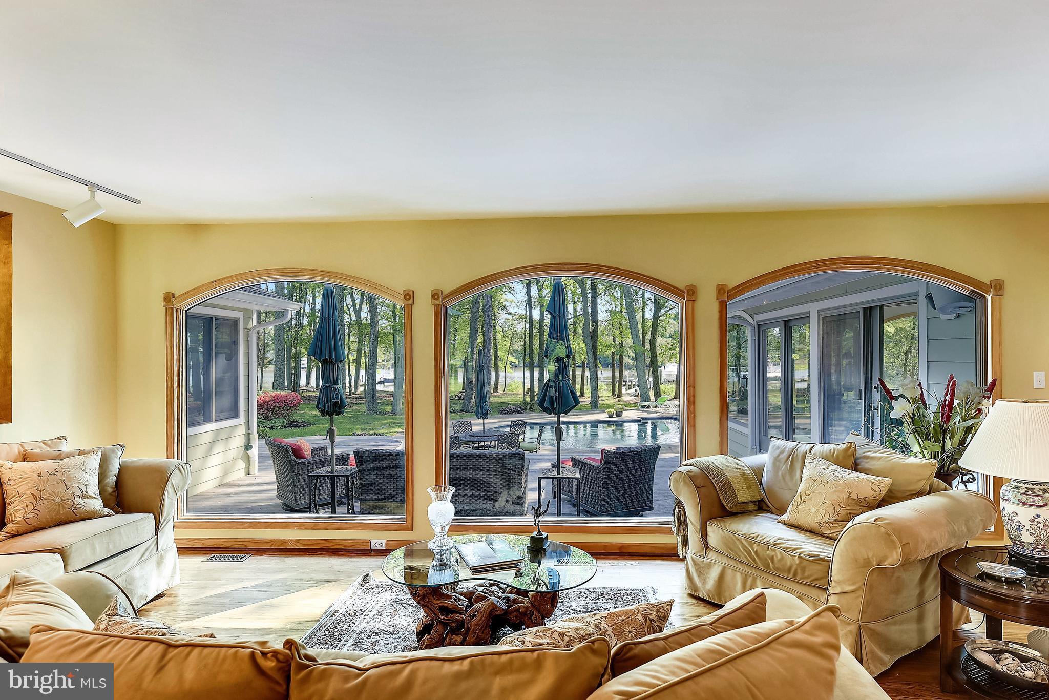 BELLE POINT FARM - Residential