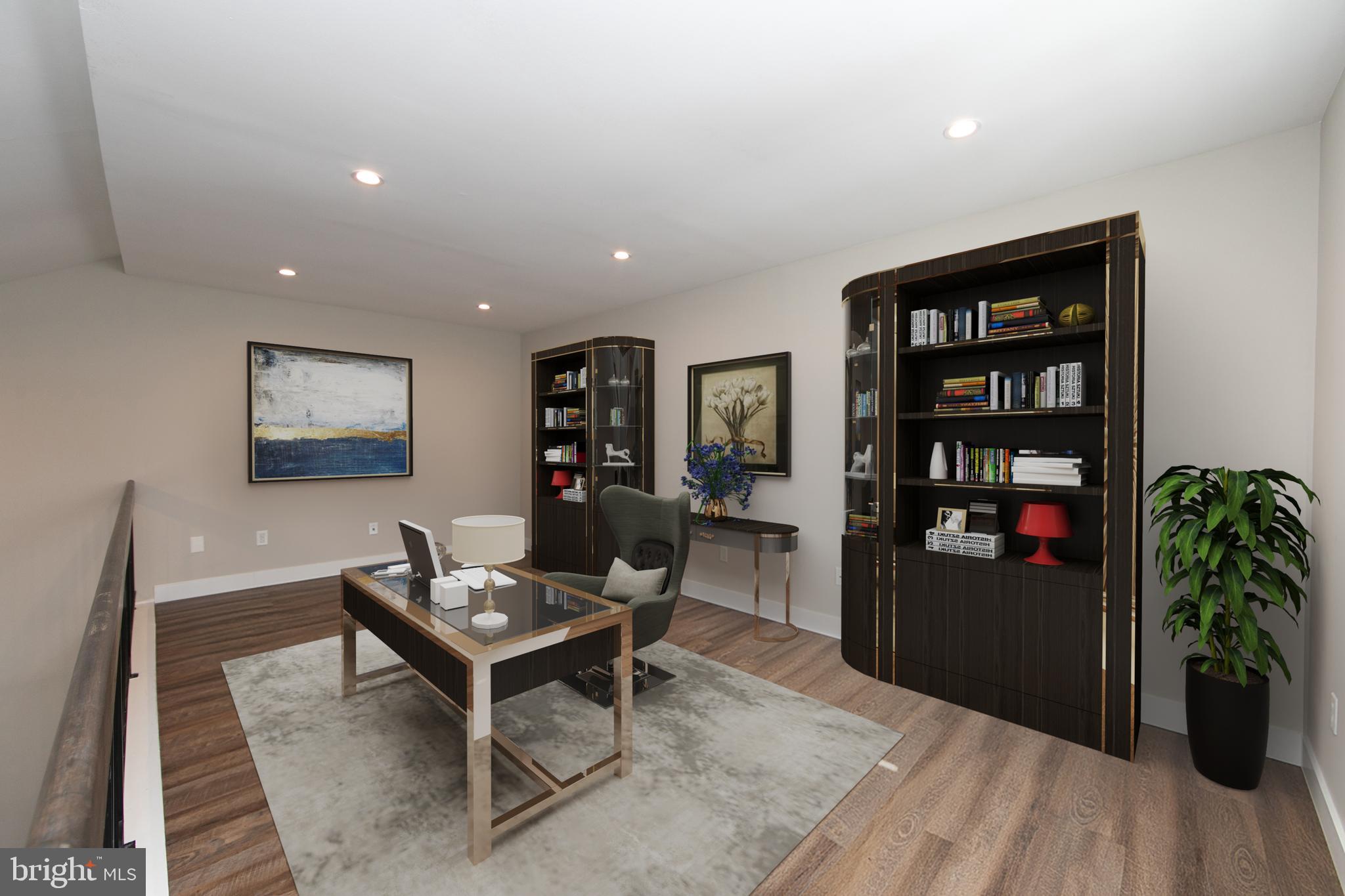 SOCIETY PL - Residential