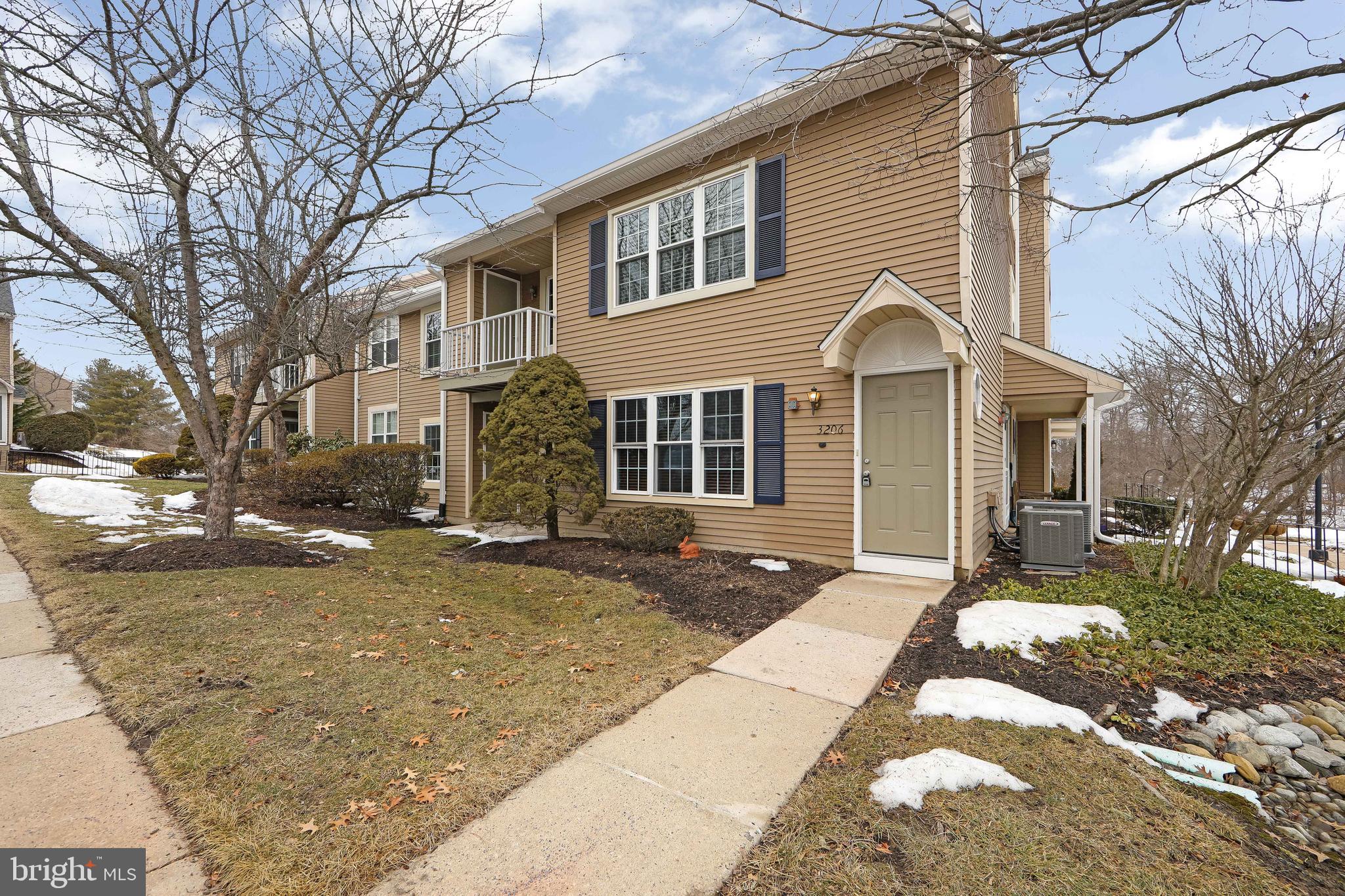 SOCIETY PL - Residential