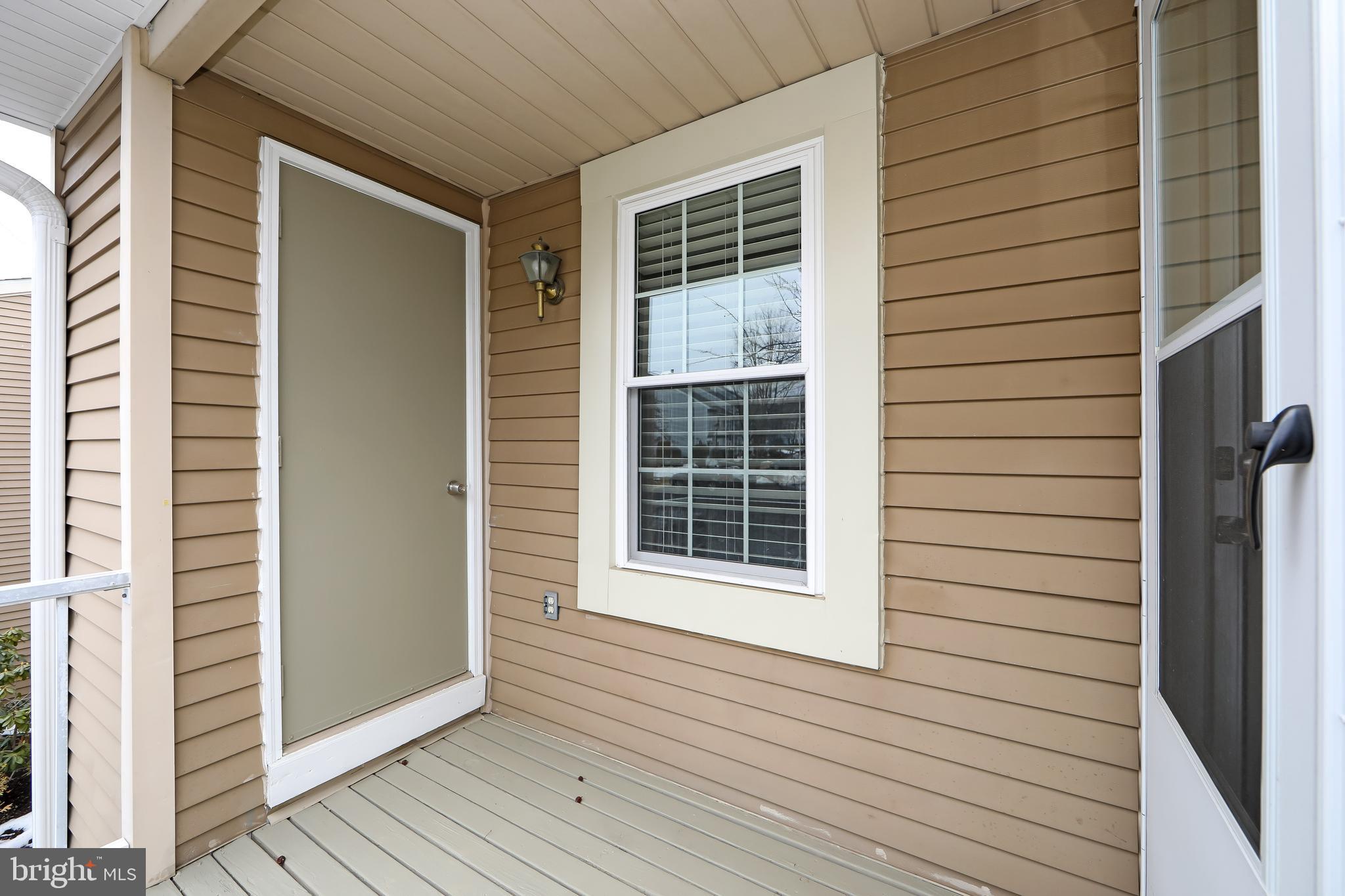 SOCIETY PL - Residential