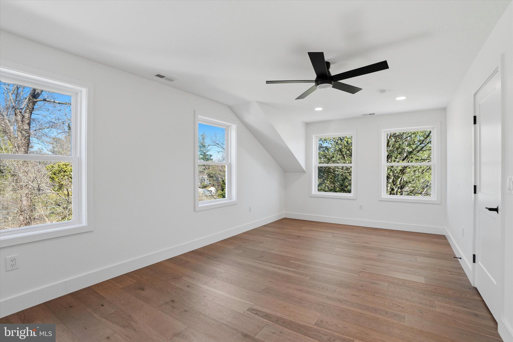 NARBERTH - Residential