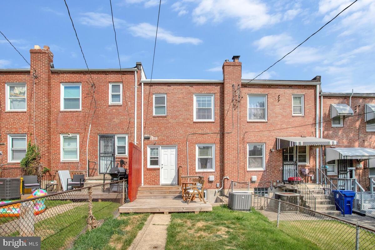 IRVINGTON - Residential Lease