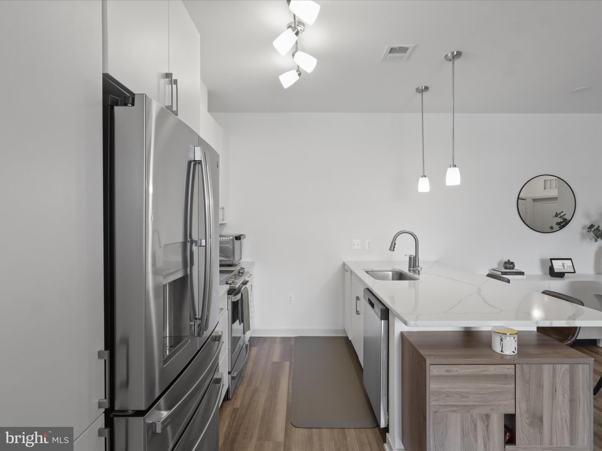 BOULEVARD VI TOWNS - Residential