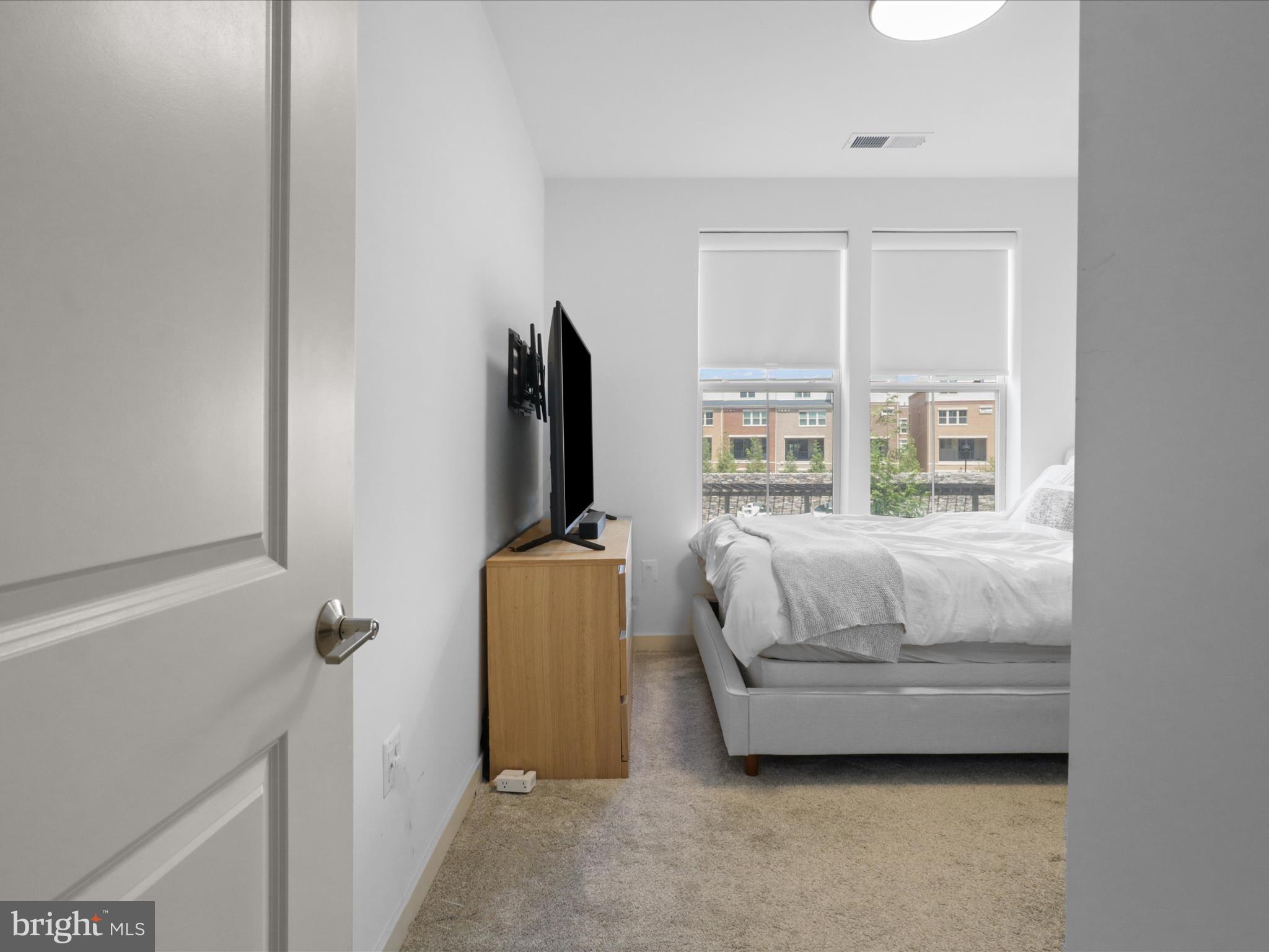 BOULEVARD VI TOWNS - Residential