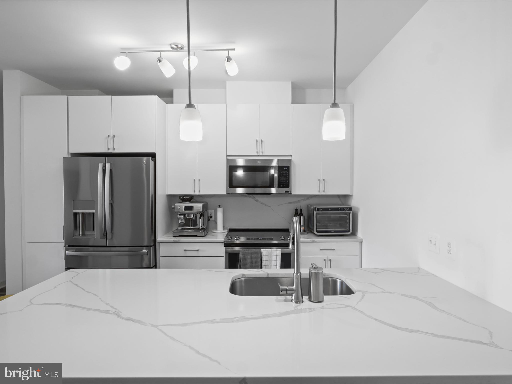 BOULEVARD VI TOWNS - Residential