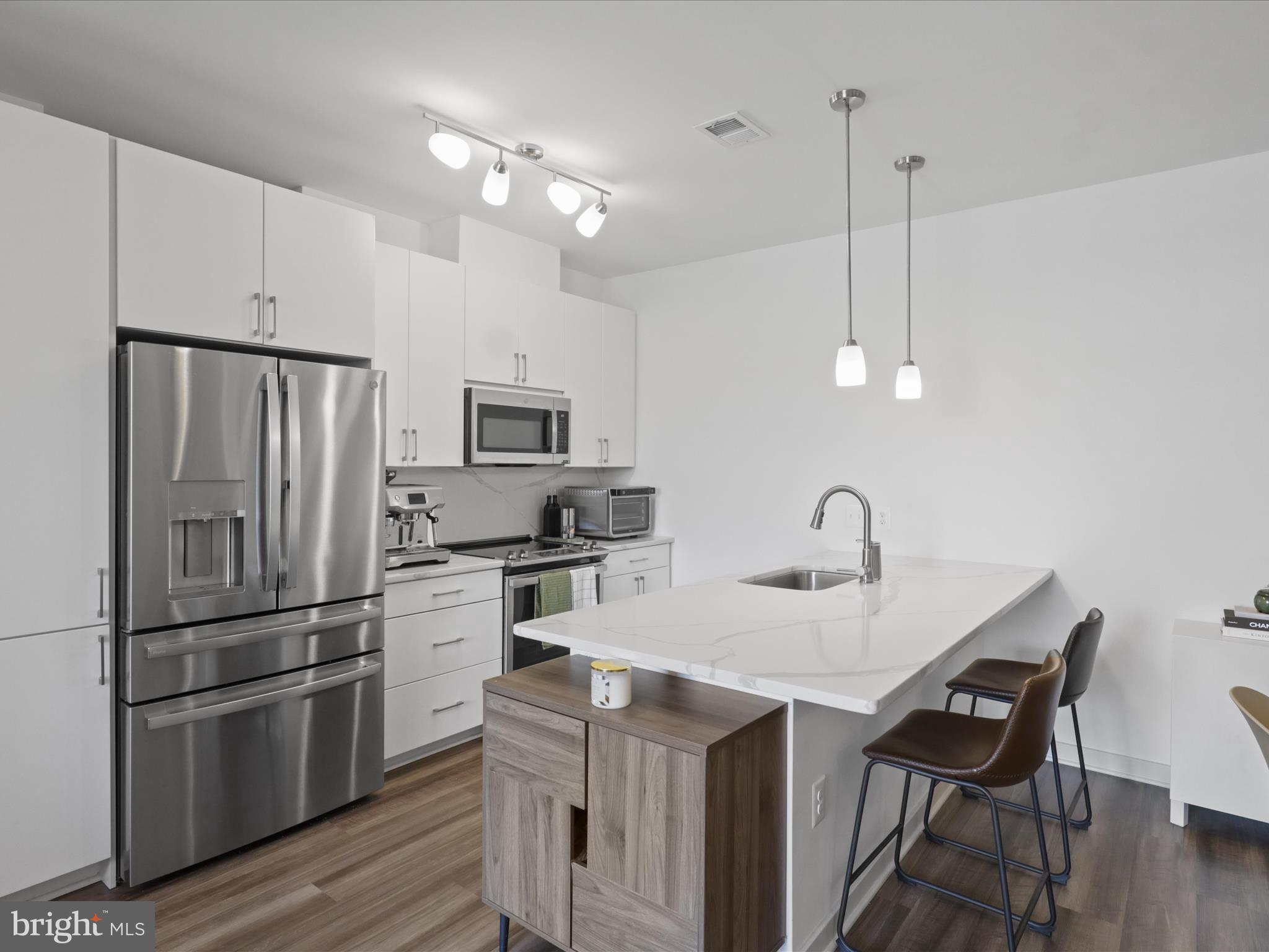 BOULEVARD VI TOWNS - Residential