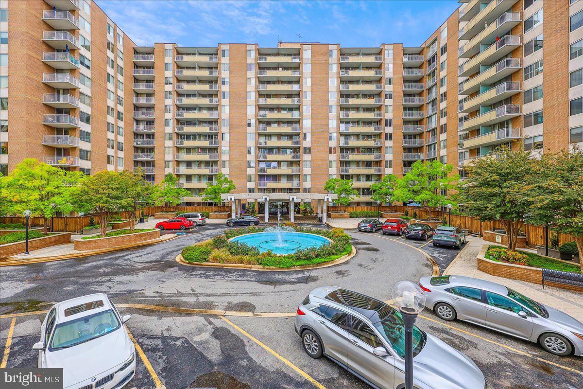 3001 VEAZEY TERRACE NW 1320