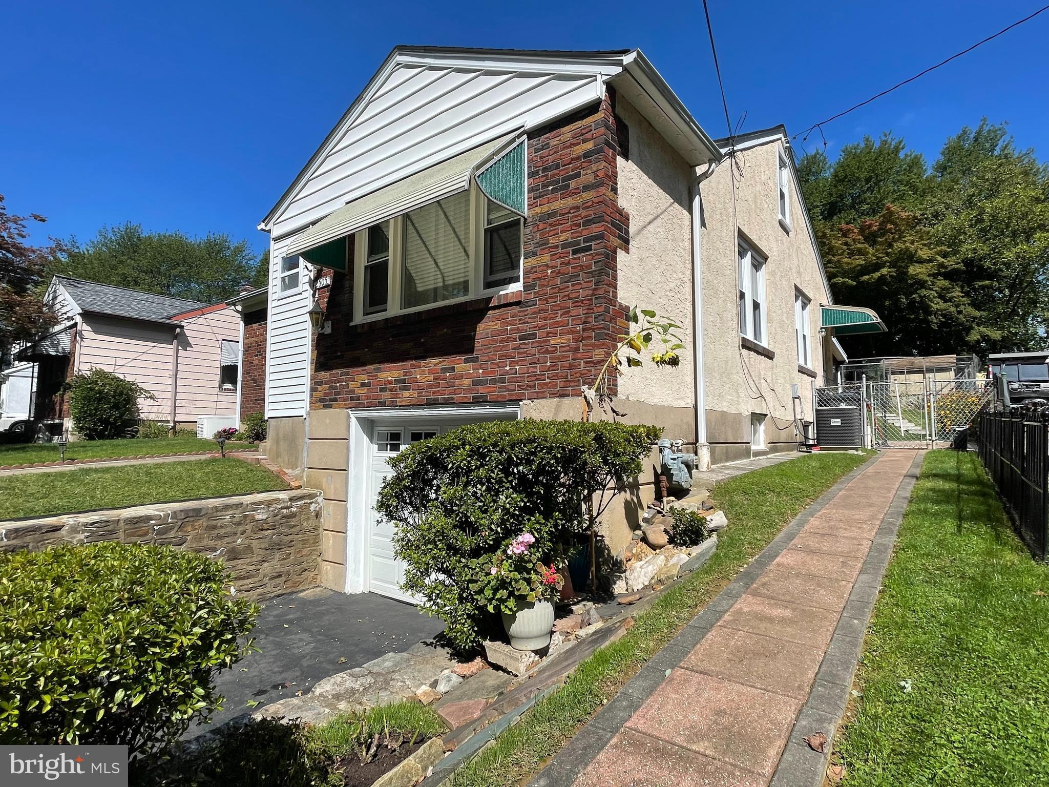 ROSLYN - Residential