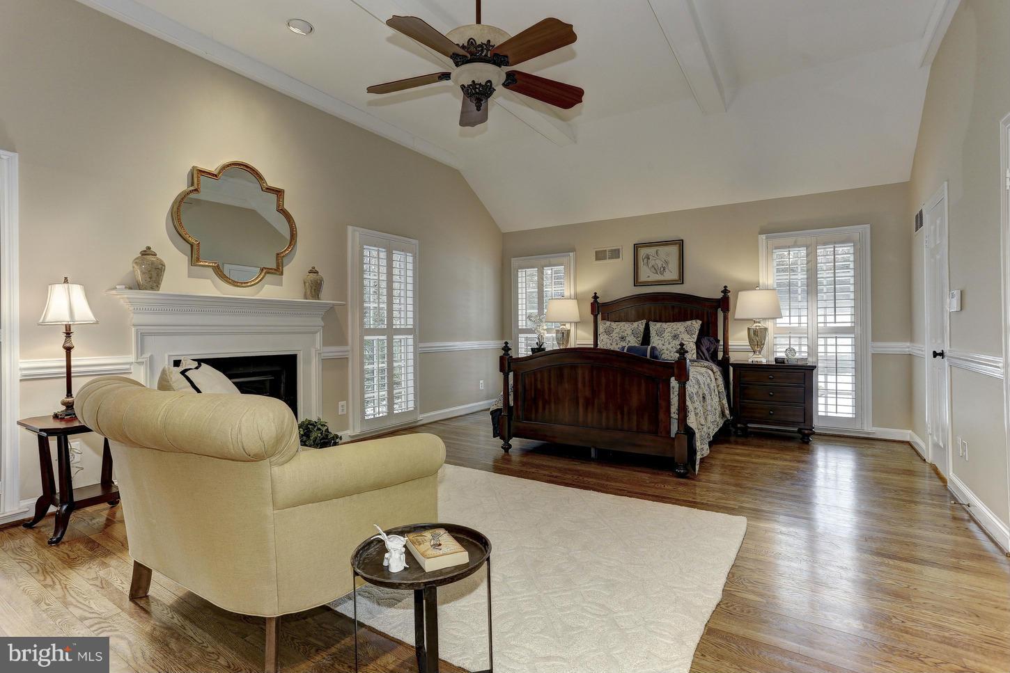 POTOMAC OUTSIDE - Residential