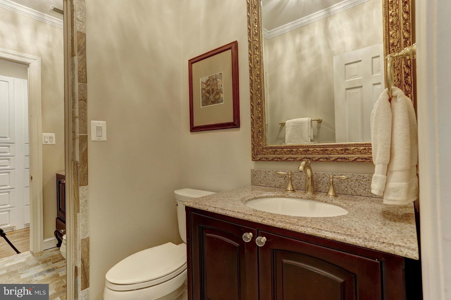 POTOMAC OUTSIDE - Residential