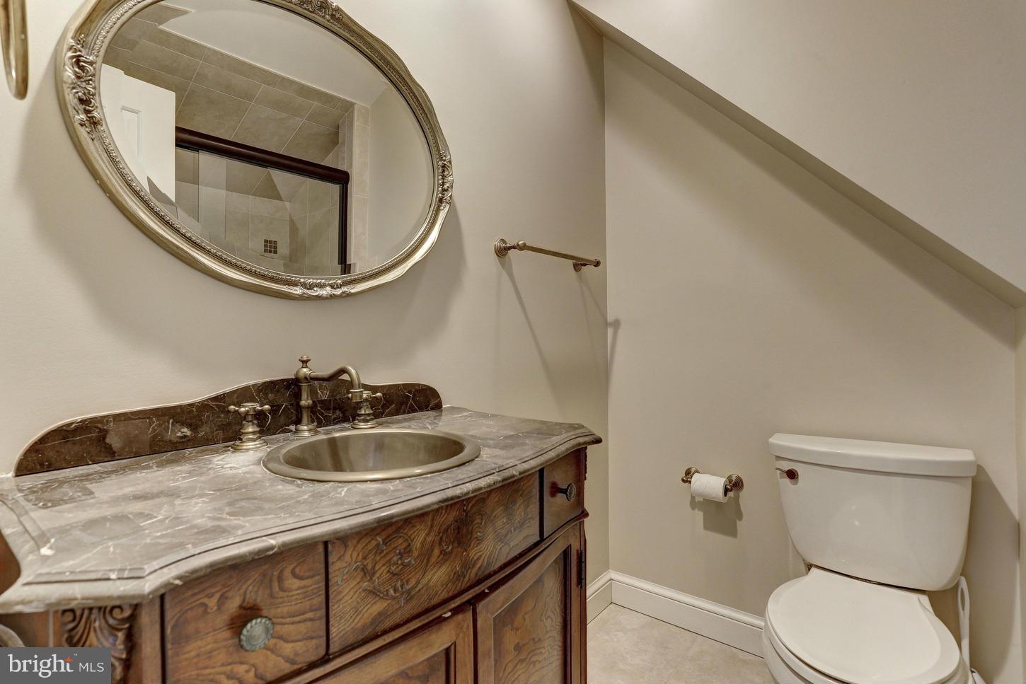 POTOMAC OUTSIDE - Residential