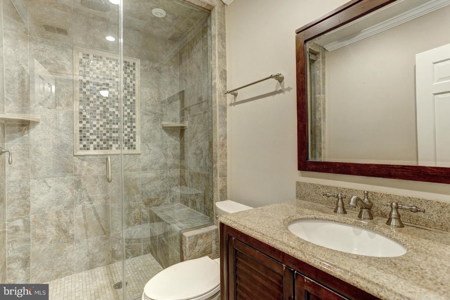 POTOMAC OUTSIDE - Residential