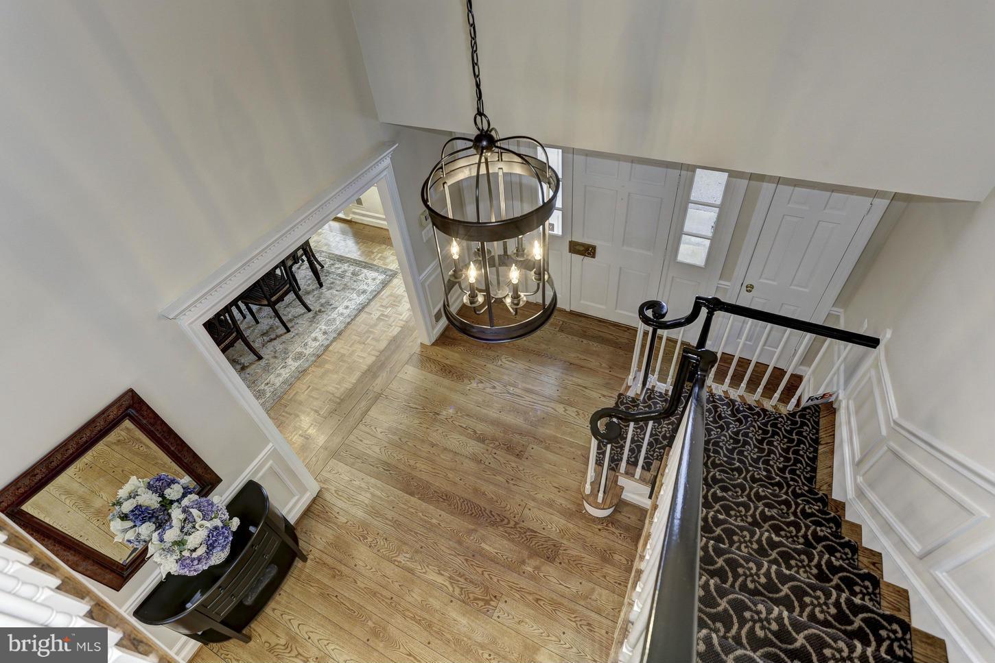 POTOMAC OUTSIDE - Residential