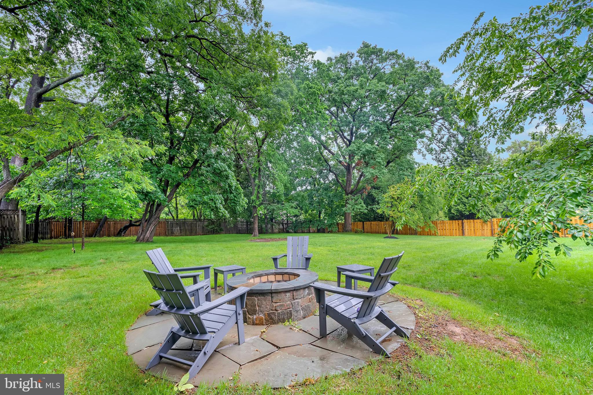 FALLS HILL - Residential