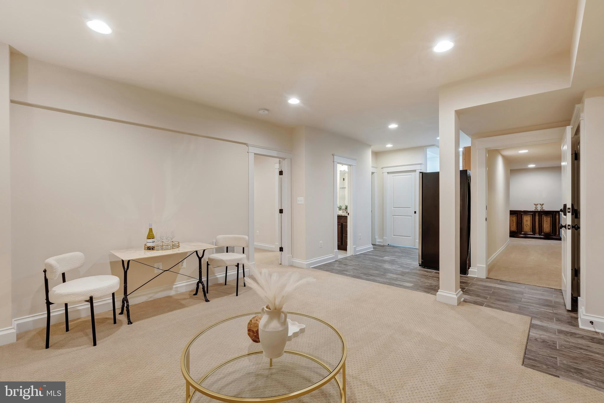 FALLS HILL - Residential