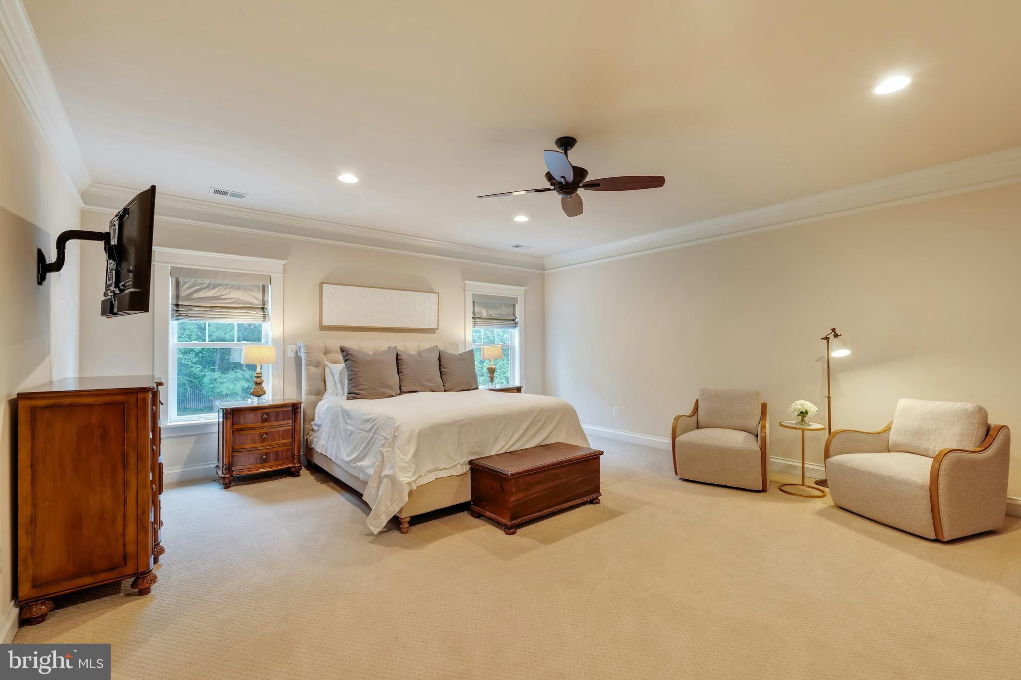 FALLS HILL - Residential