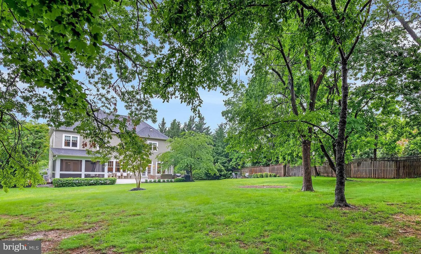 FALLS HILL - Residential