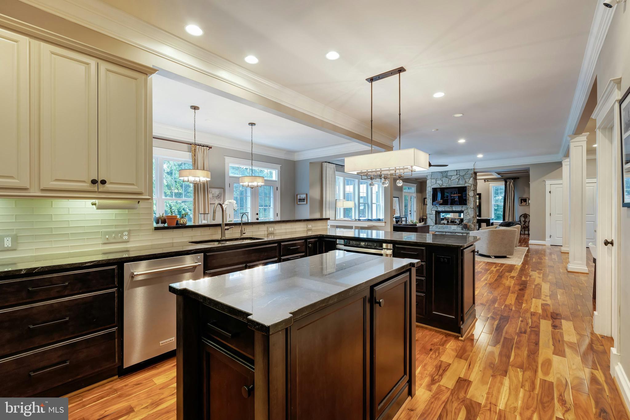 FALLS HILL - Residential