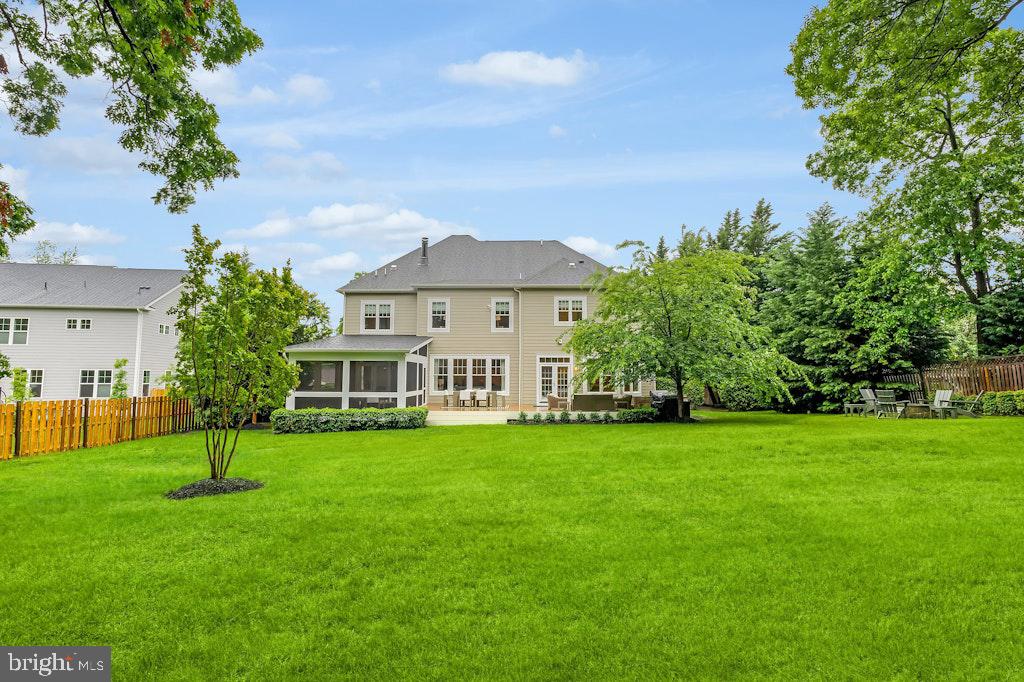 FALLS HILL - Residential